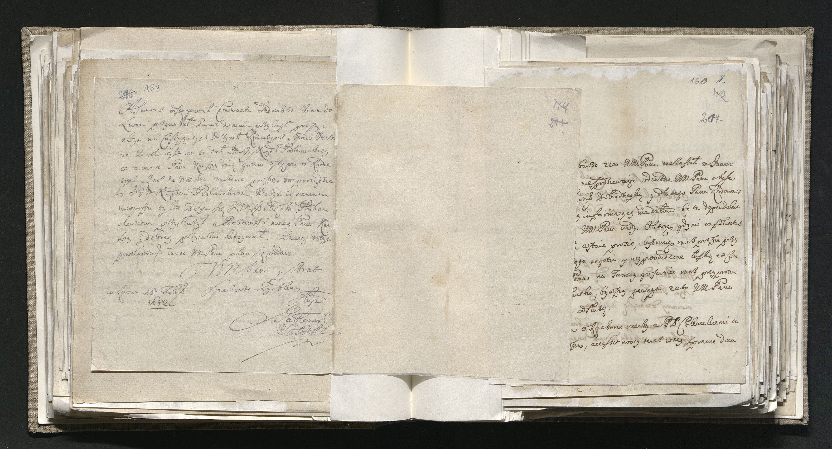 1_335_0_0_163-1_0100