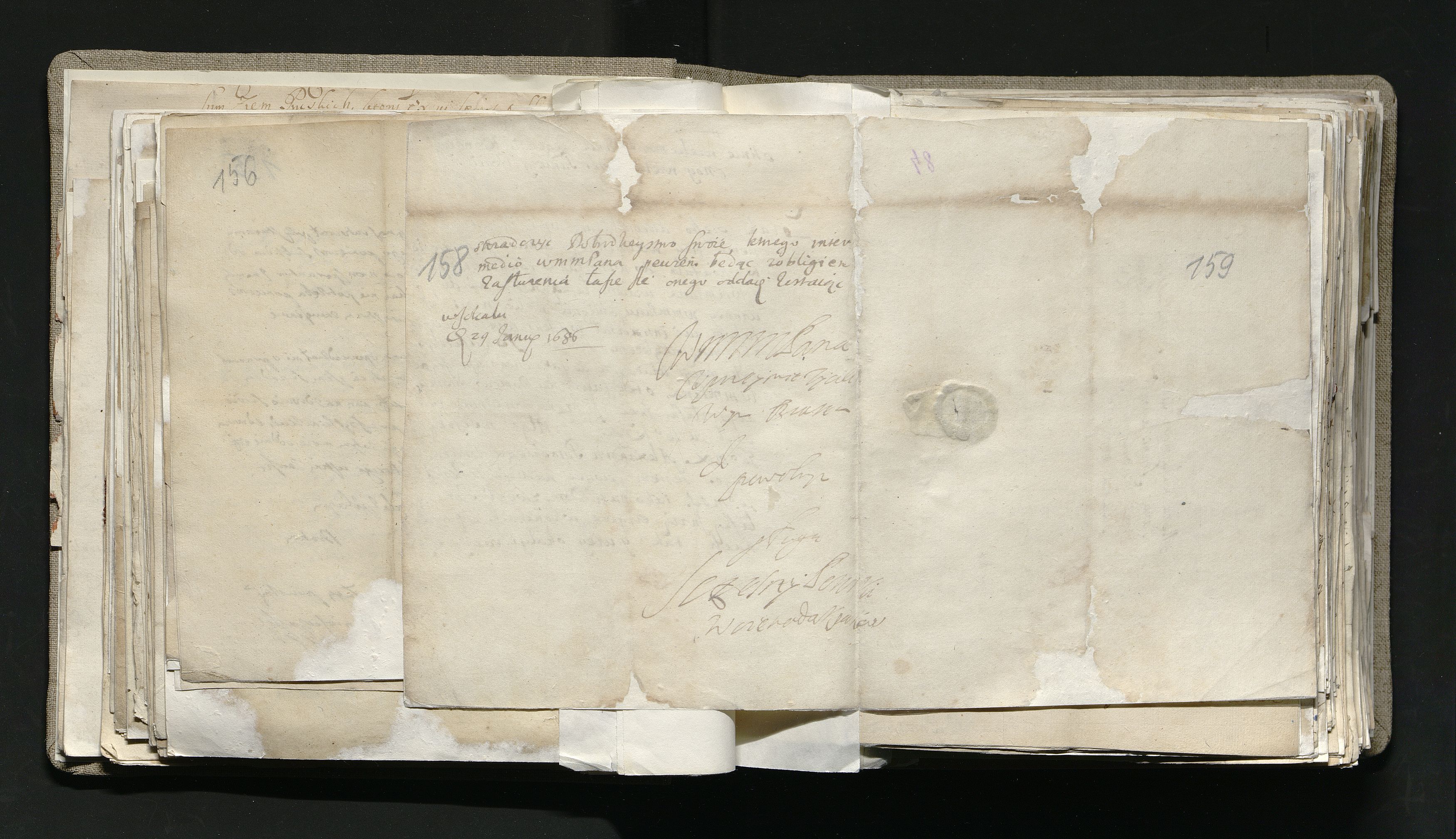 1_335_0_0_163a-12_0085