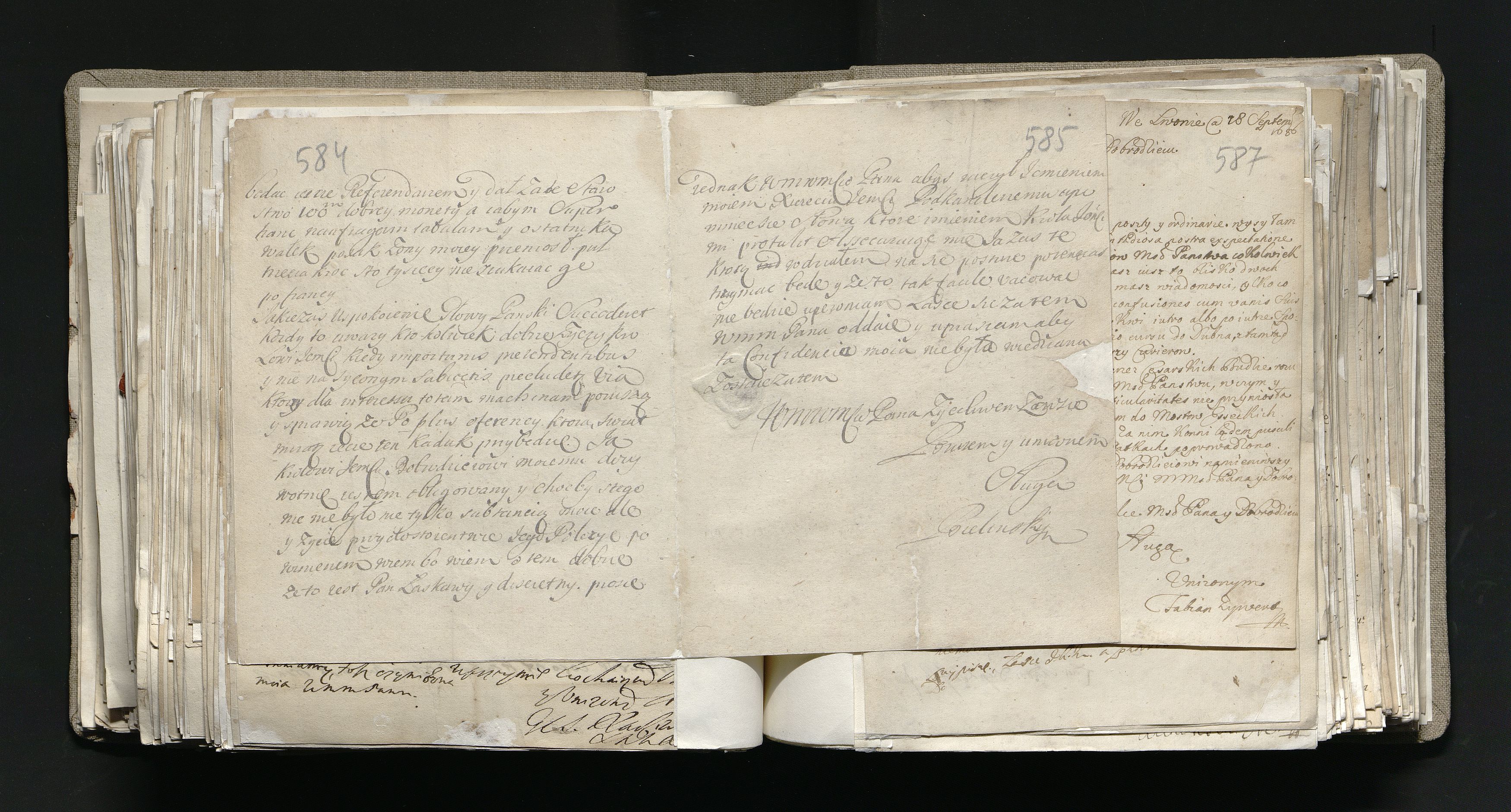 1_335_0_0_163a-12_0296