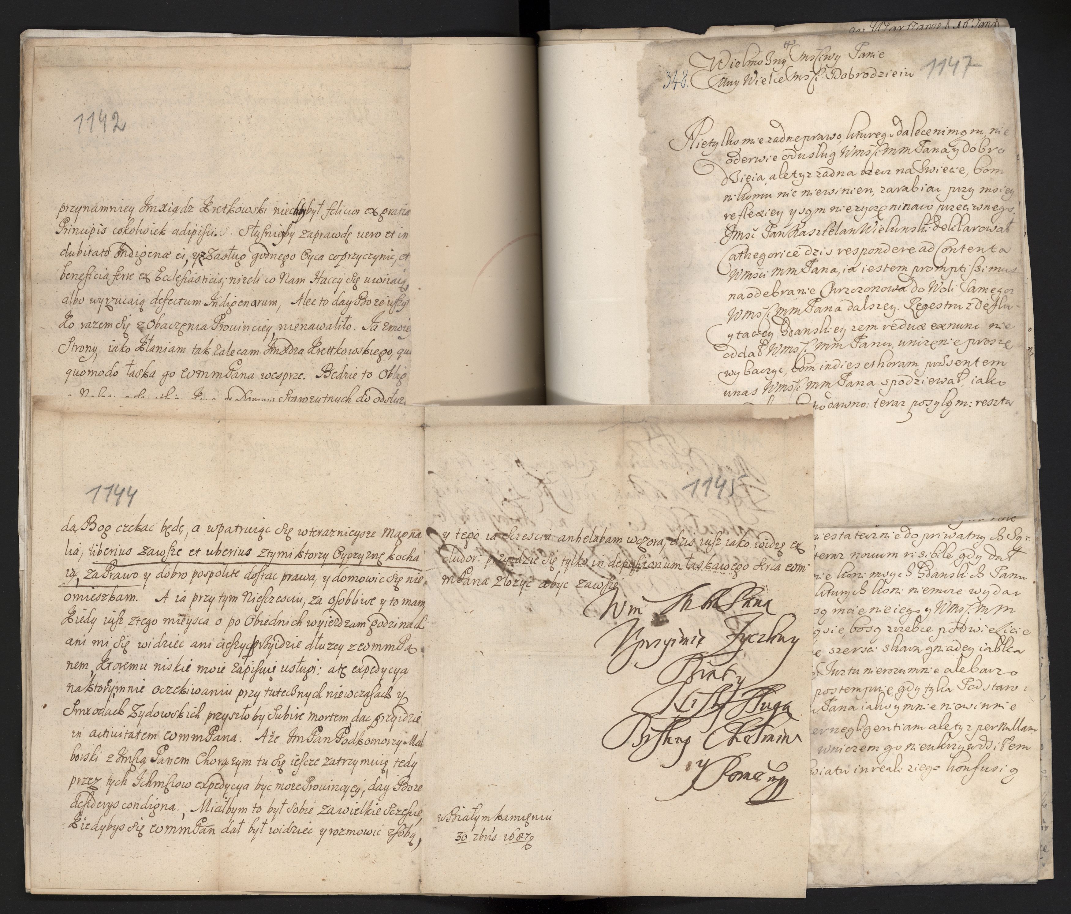 1_335_0_0_163a-14_0549