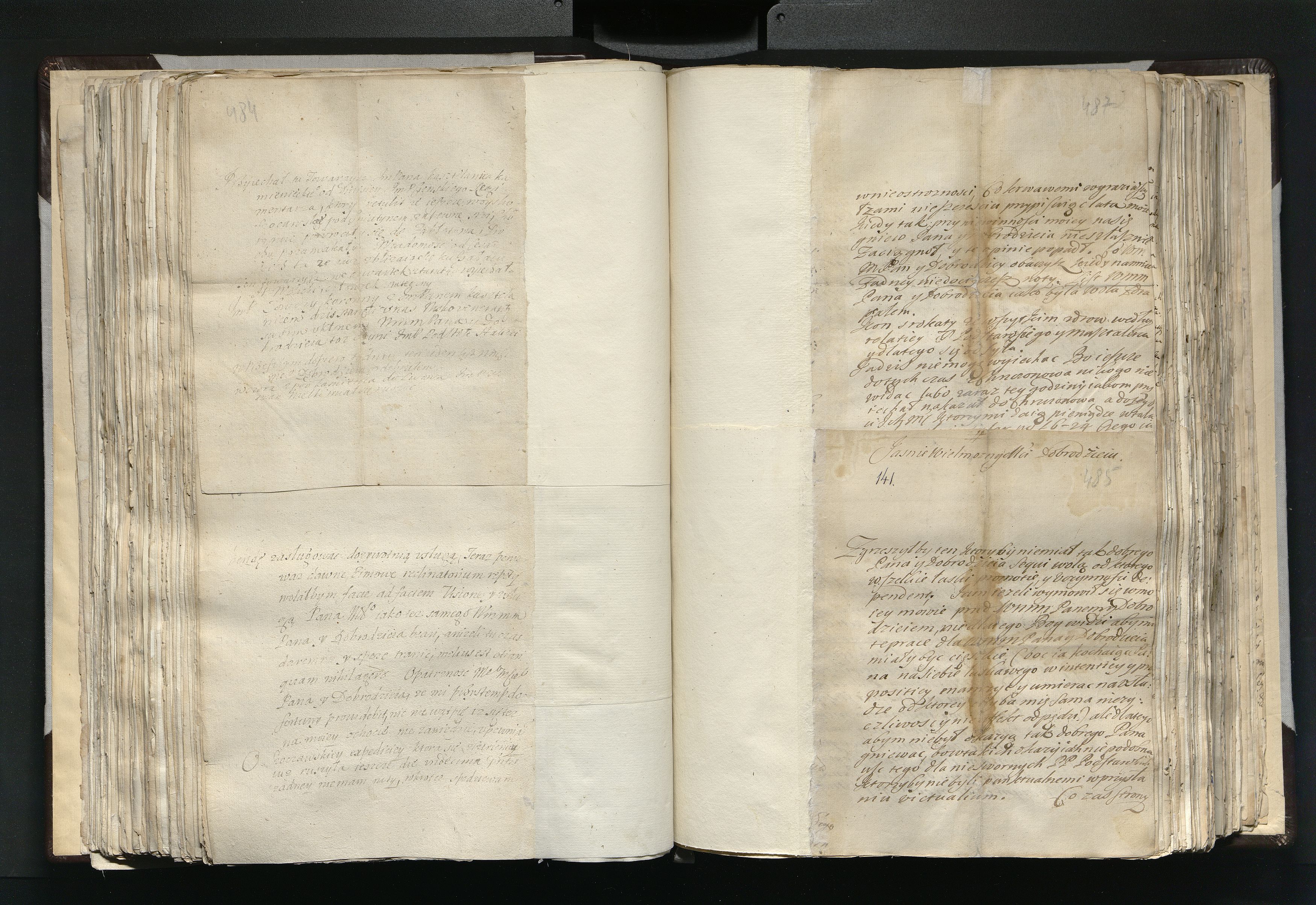 1_335_0_0_163a-16_0245