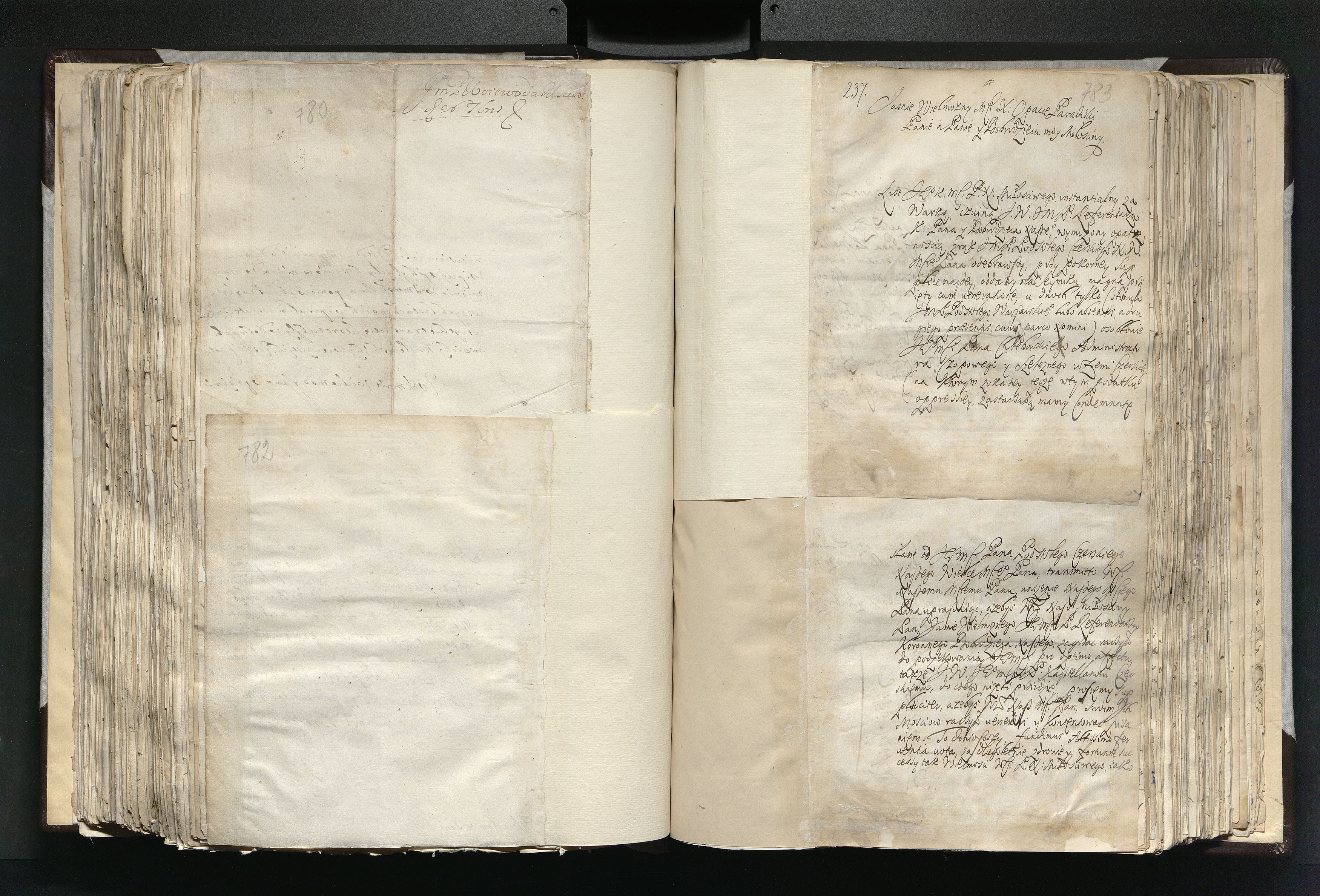 1_335_0_0_163a-16_0385