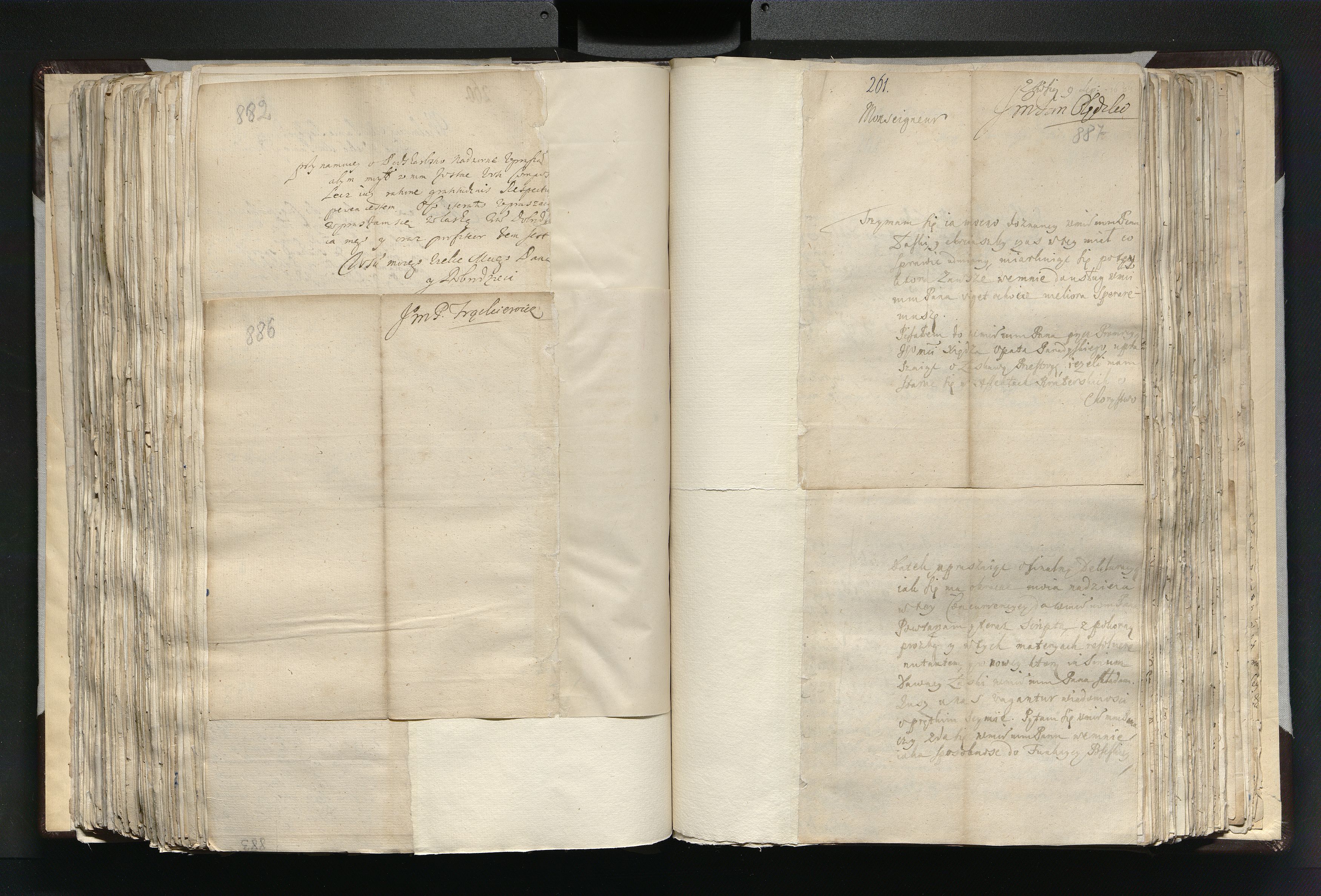 1_335_0_0_163a-16_0432