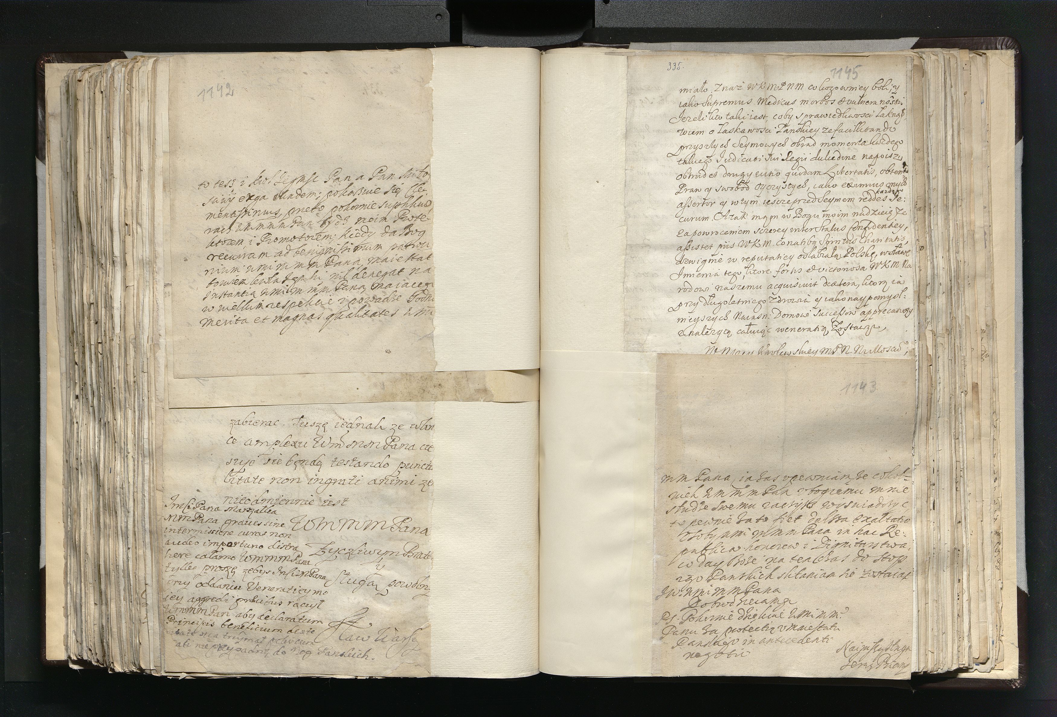 1_335_0_0_163a-16_0555