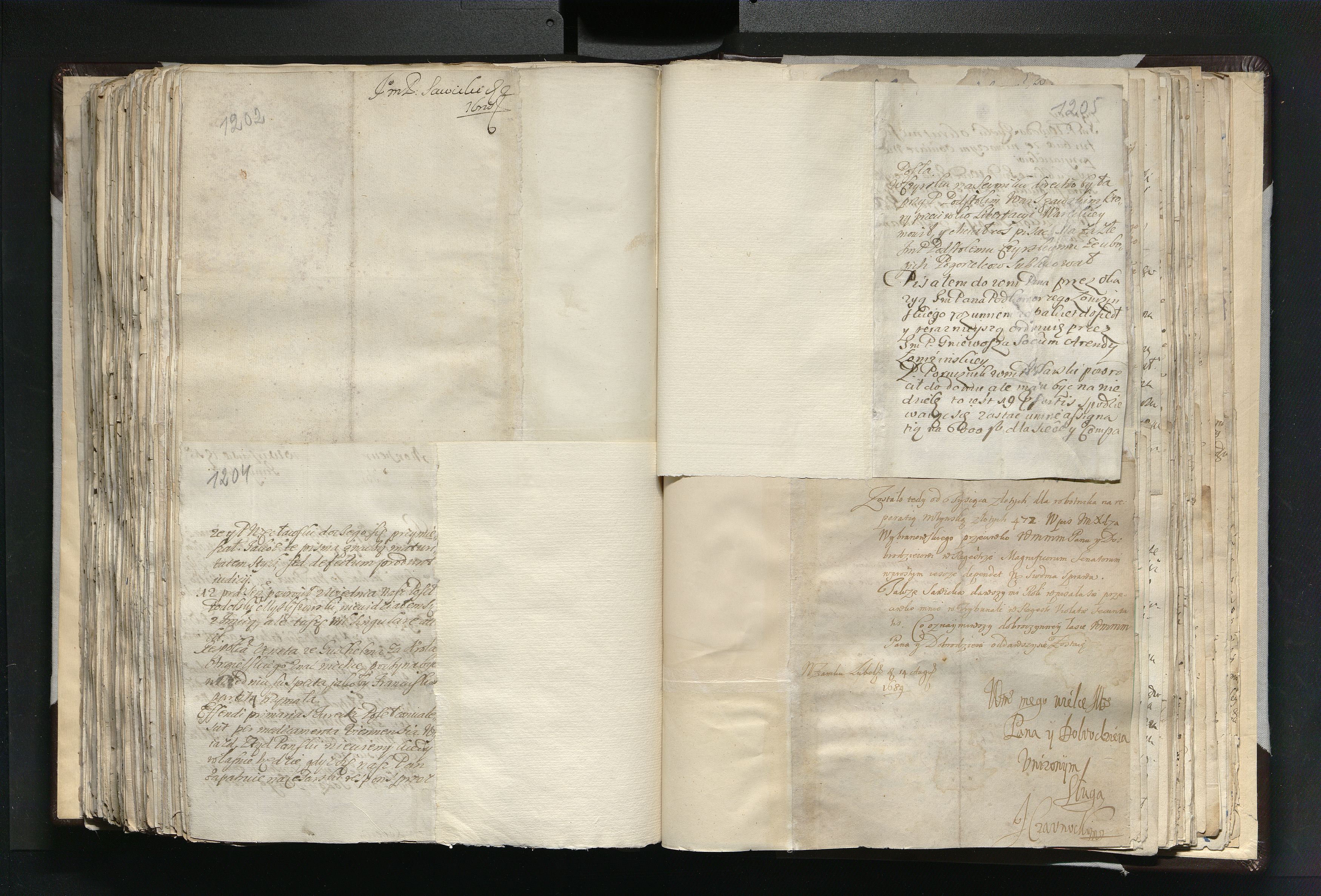 1_335_0_0_163a-16_0585