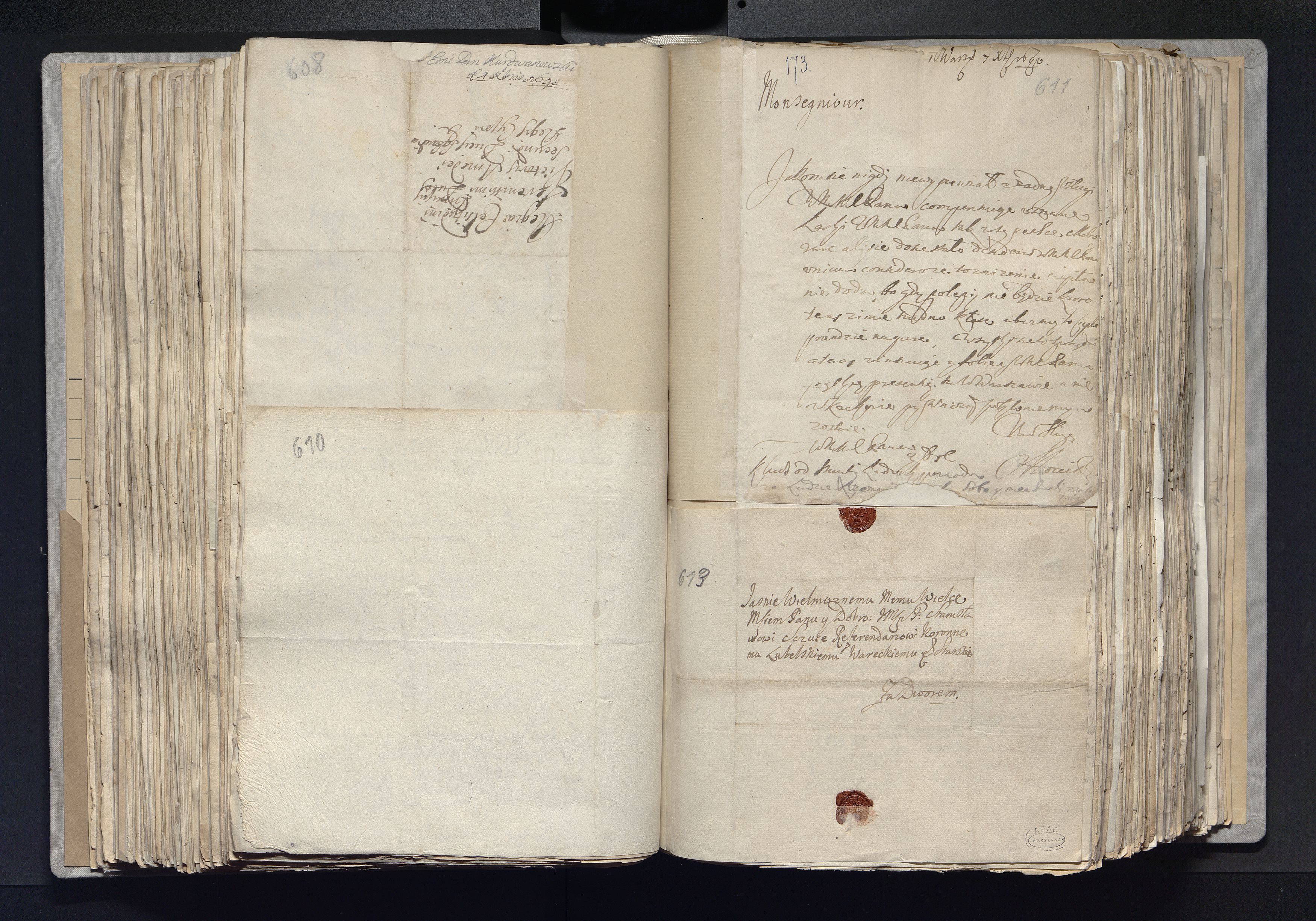 1_335_0_0_163a-17_0298