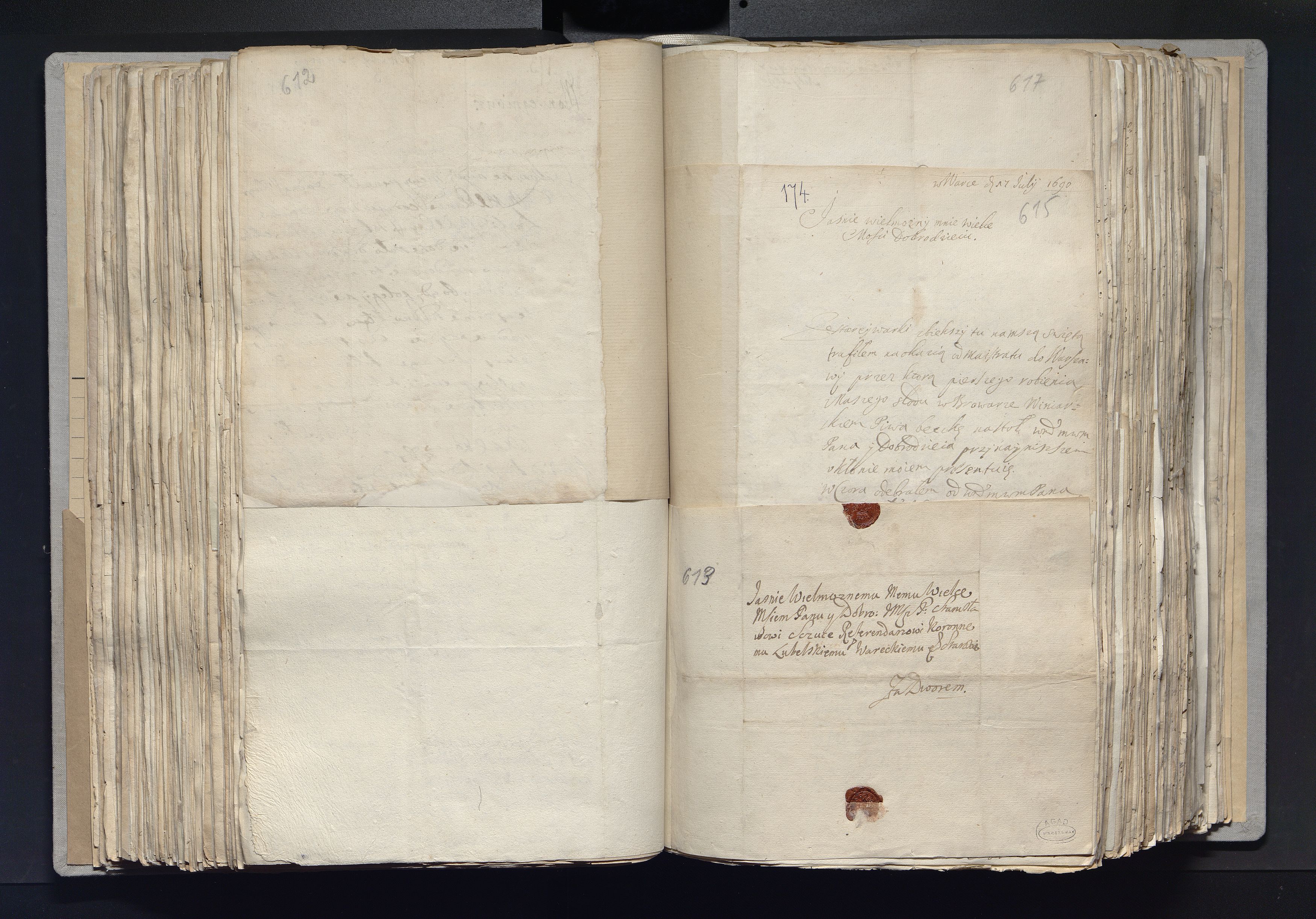 1_335_0_0_163a-17_0299