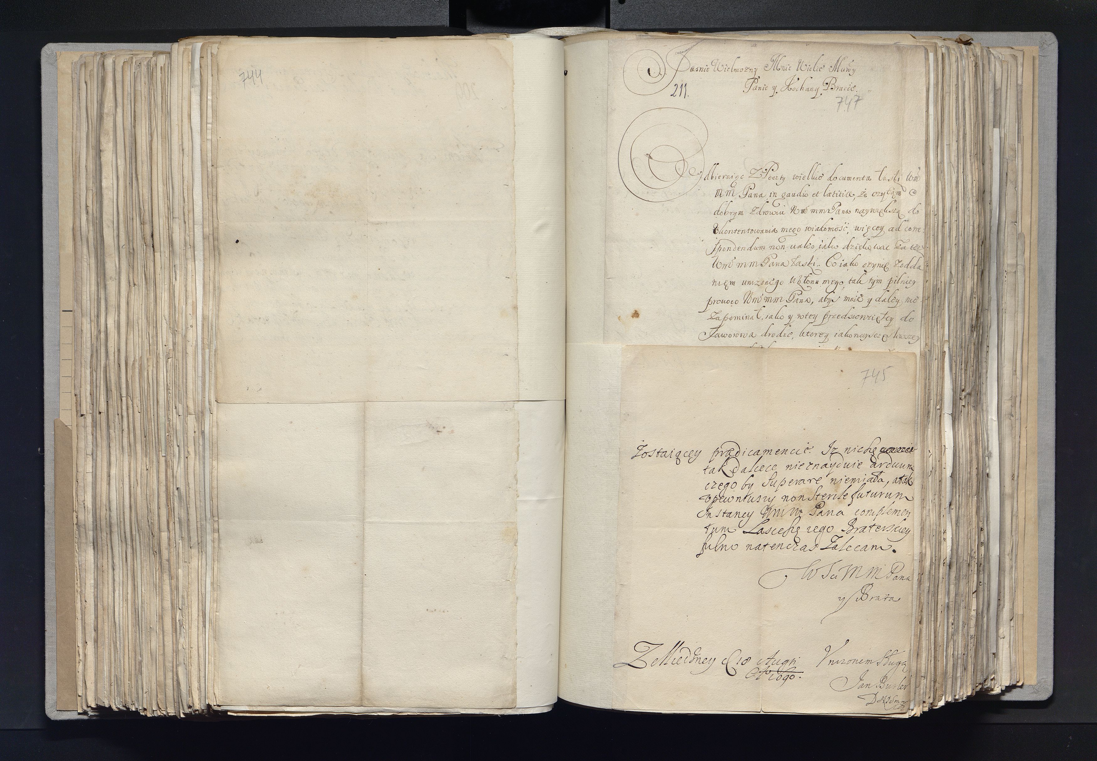 1_335_0_0_163a-17_0366