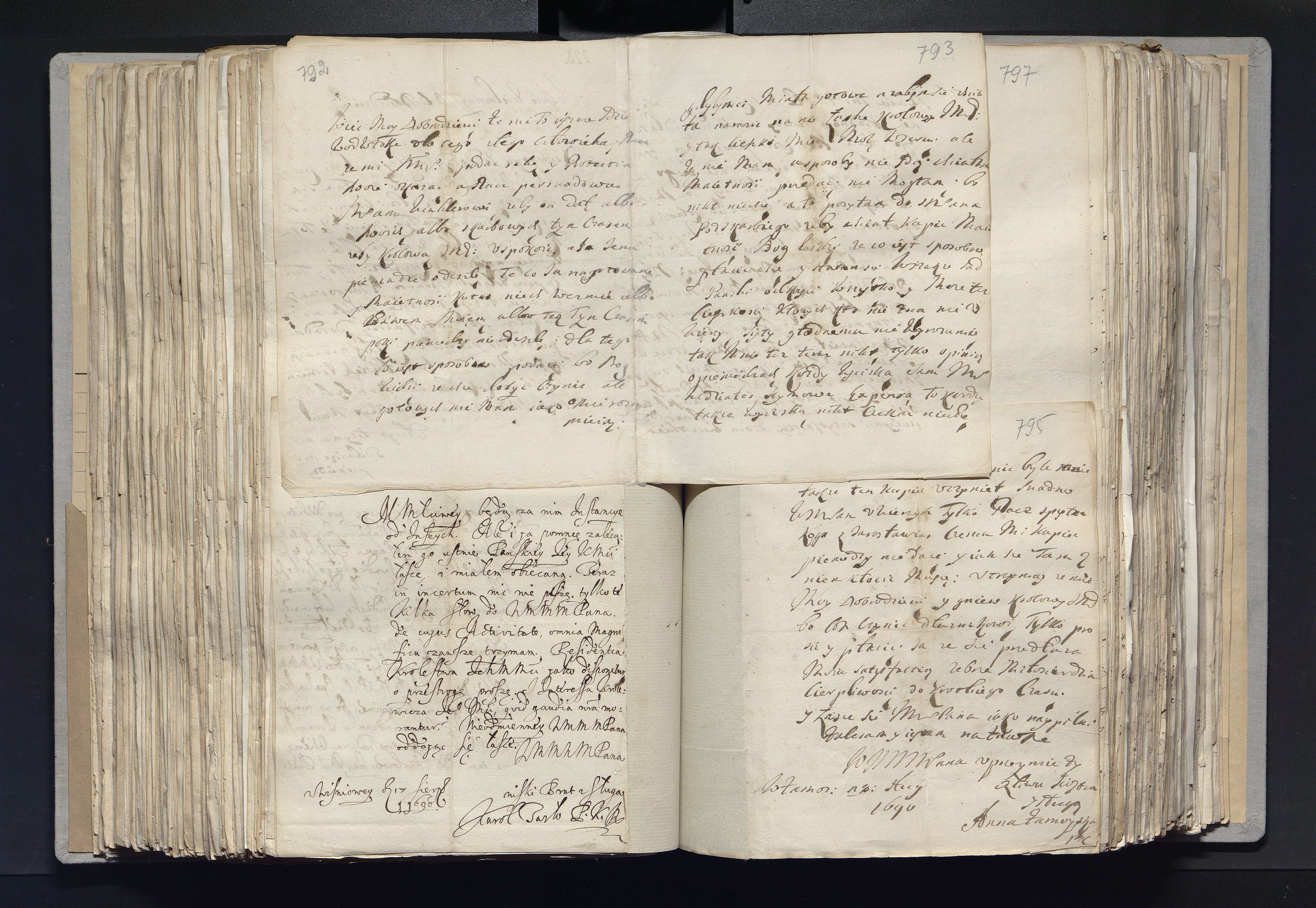 1_335_0_0_163a-17_0388