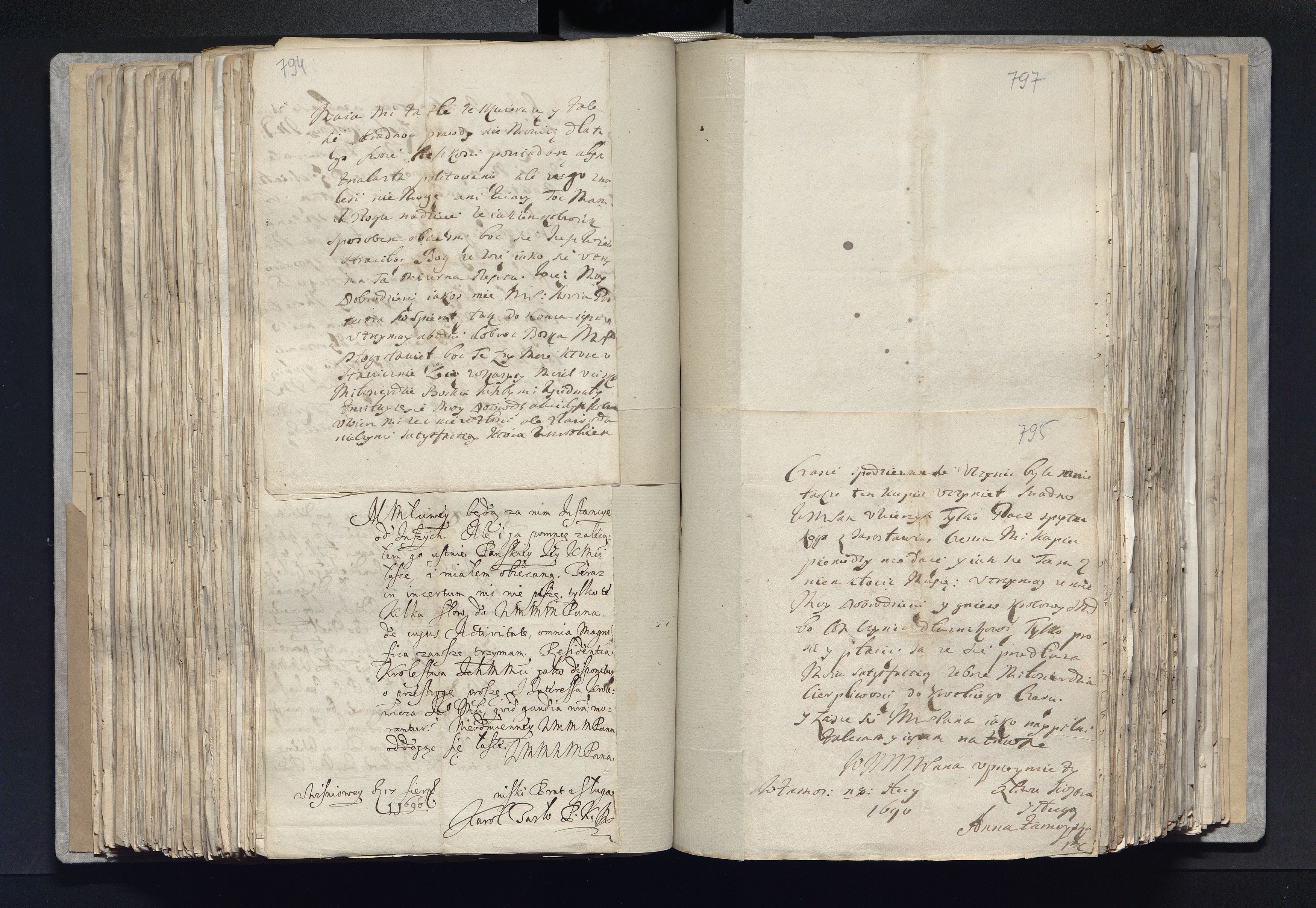 1_335_0_0_163a-17_0389