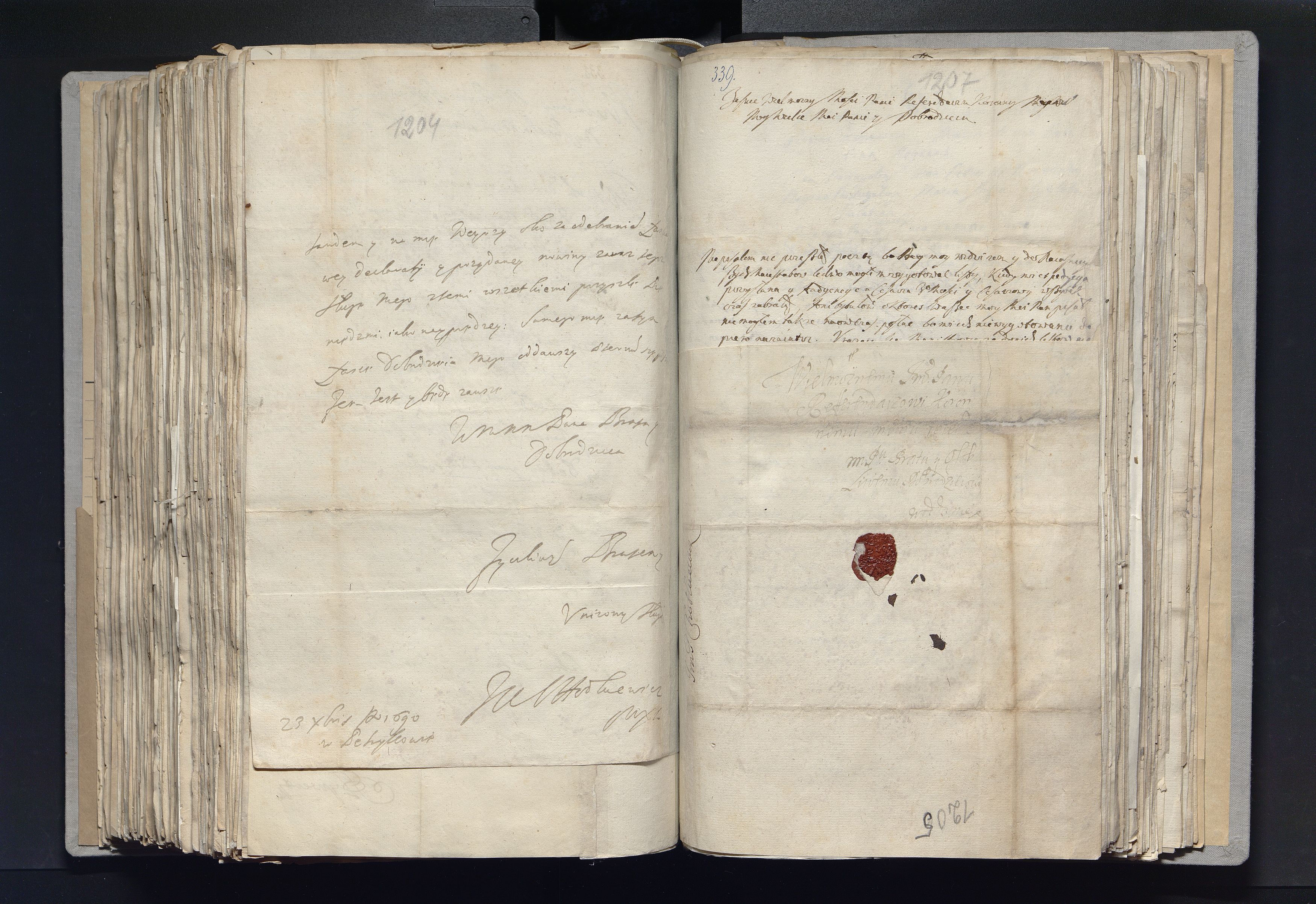 1_335_0_0_163a-17_0592