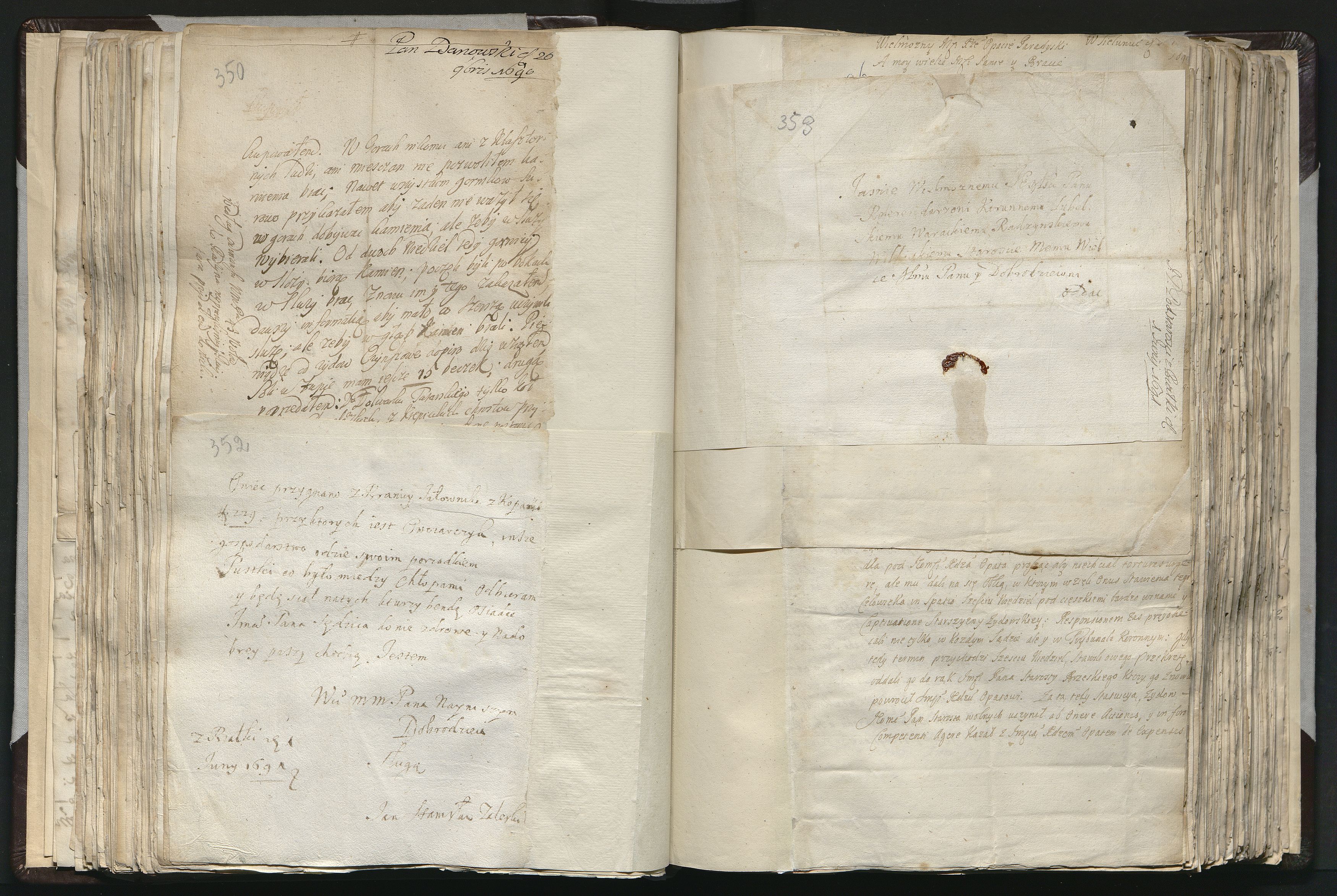 1_335_0_0_163a-18_0179