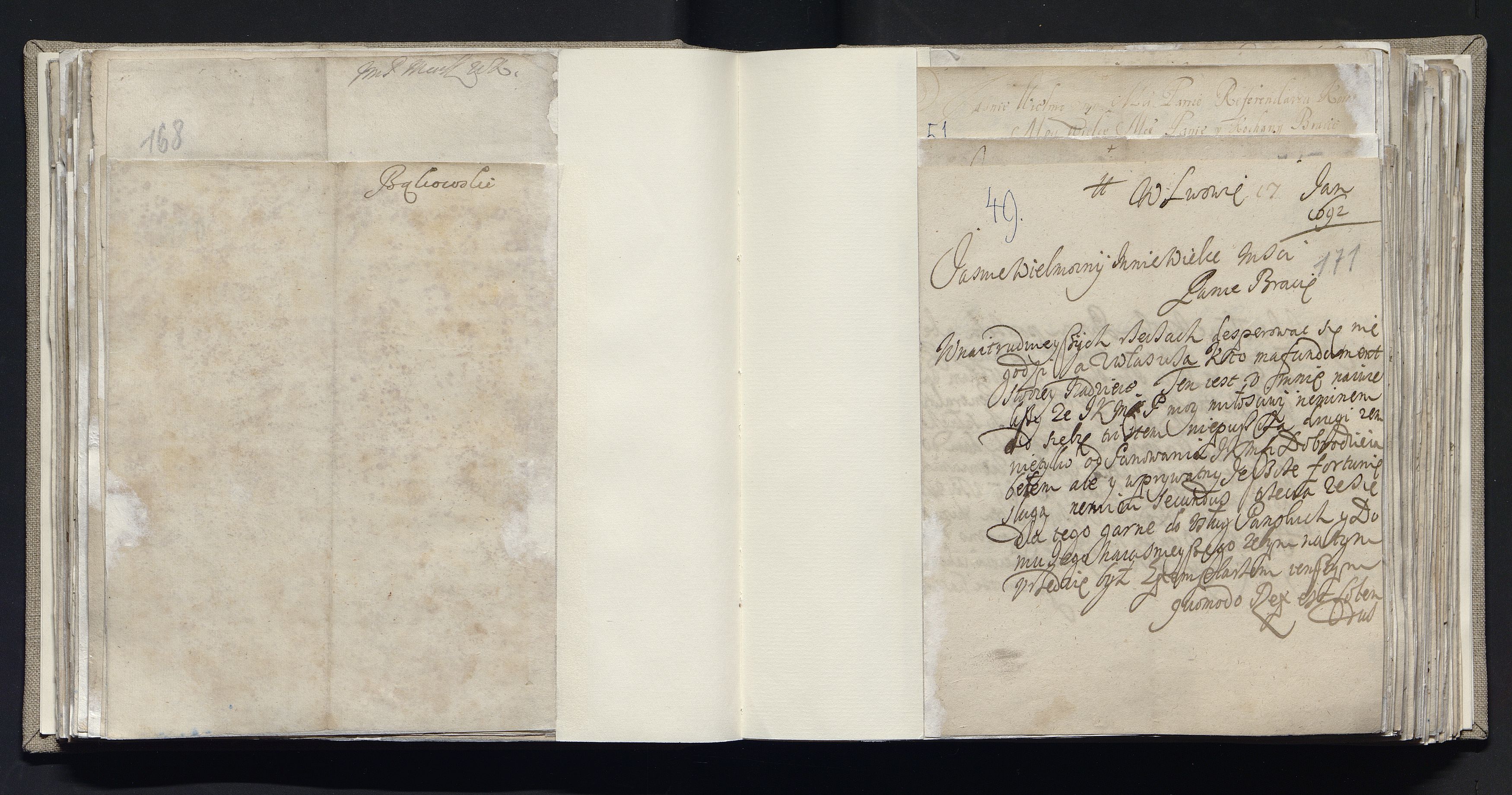 1_335_0_0_163a-19_0092