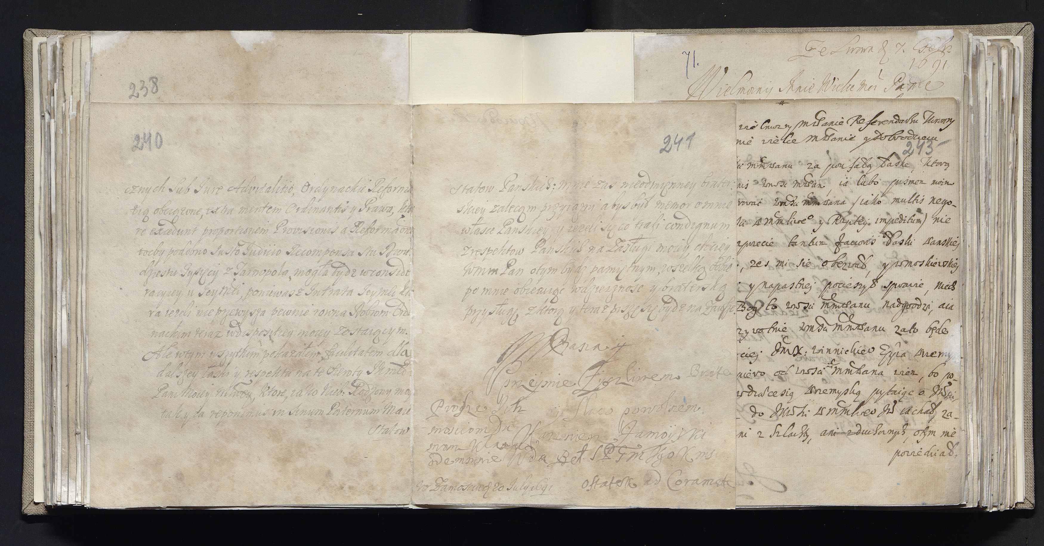 1_335_0_0_163a-19_0128