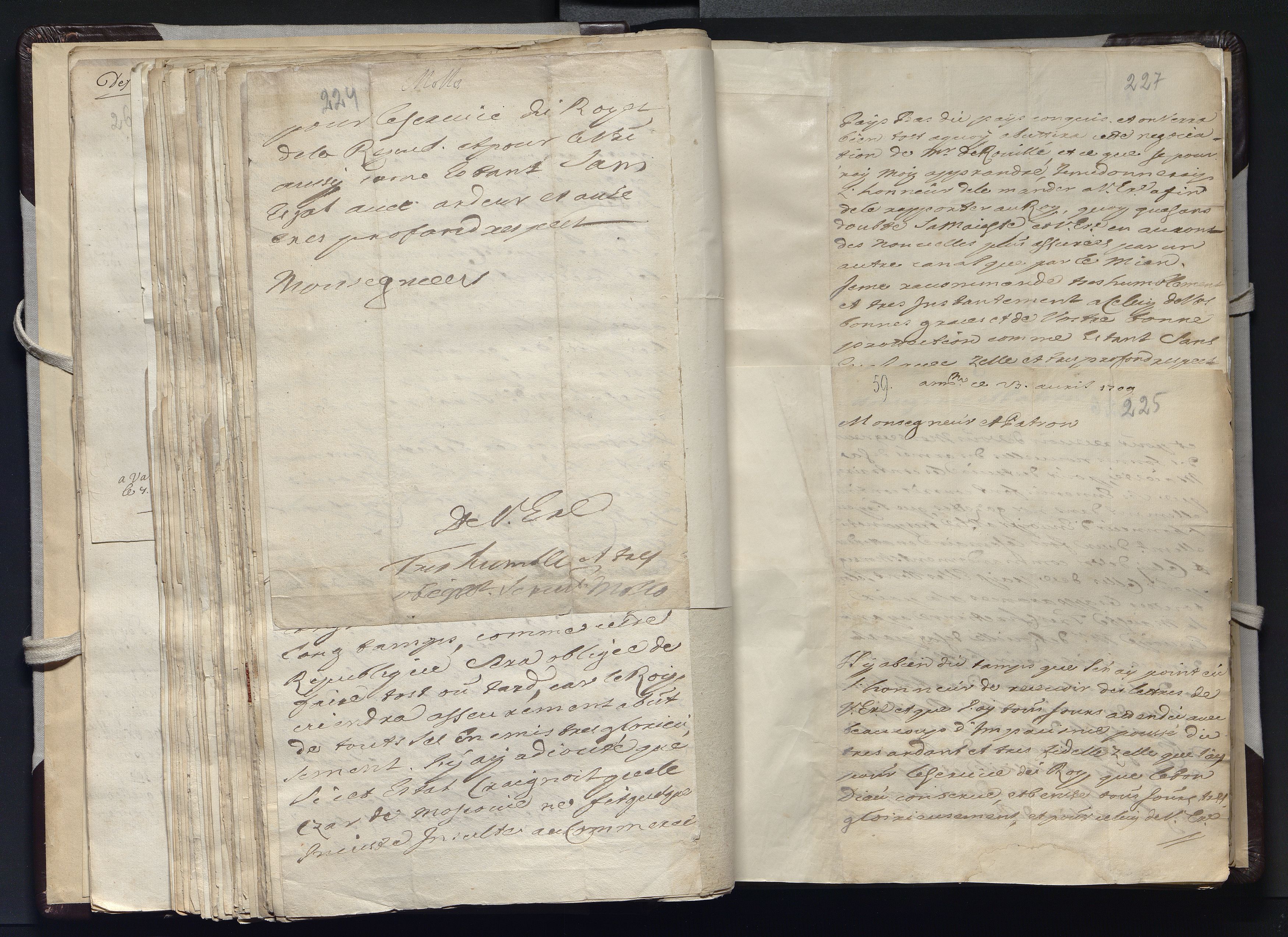 1_335_0_0_163a-21_0112