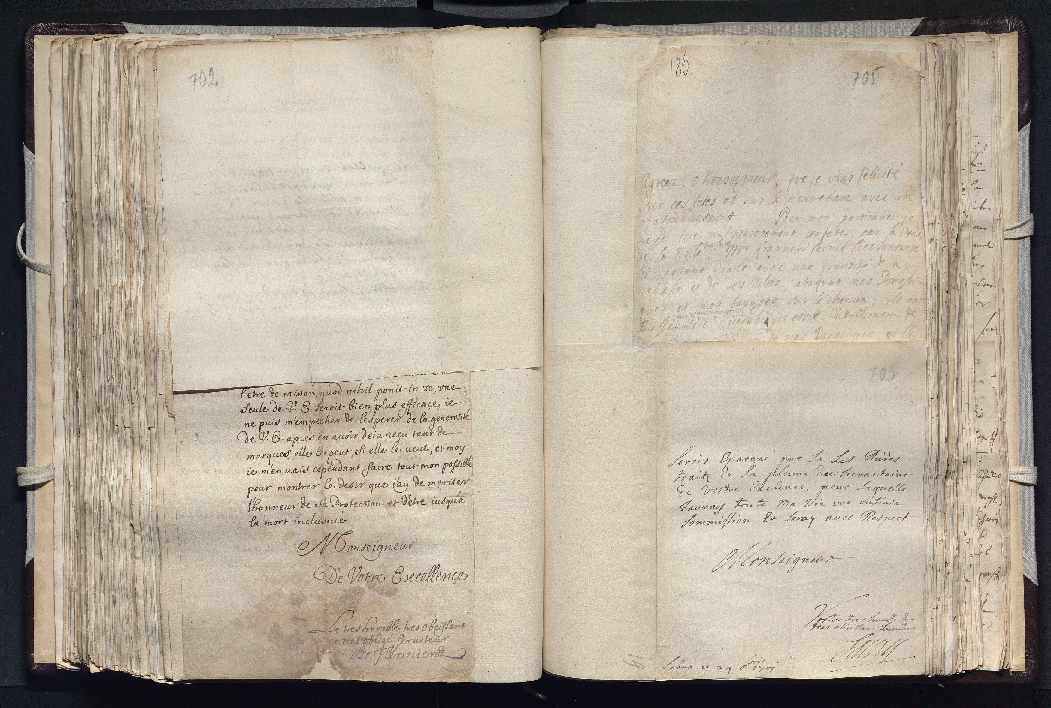 1_335_0_0_163a-21_0353