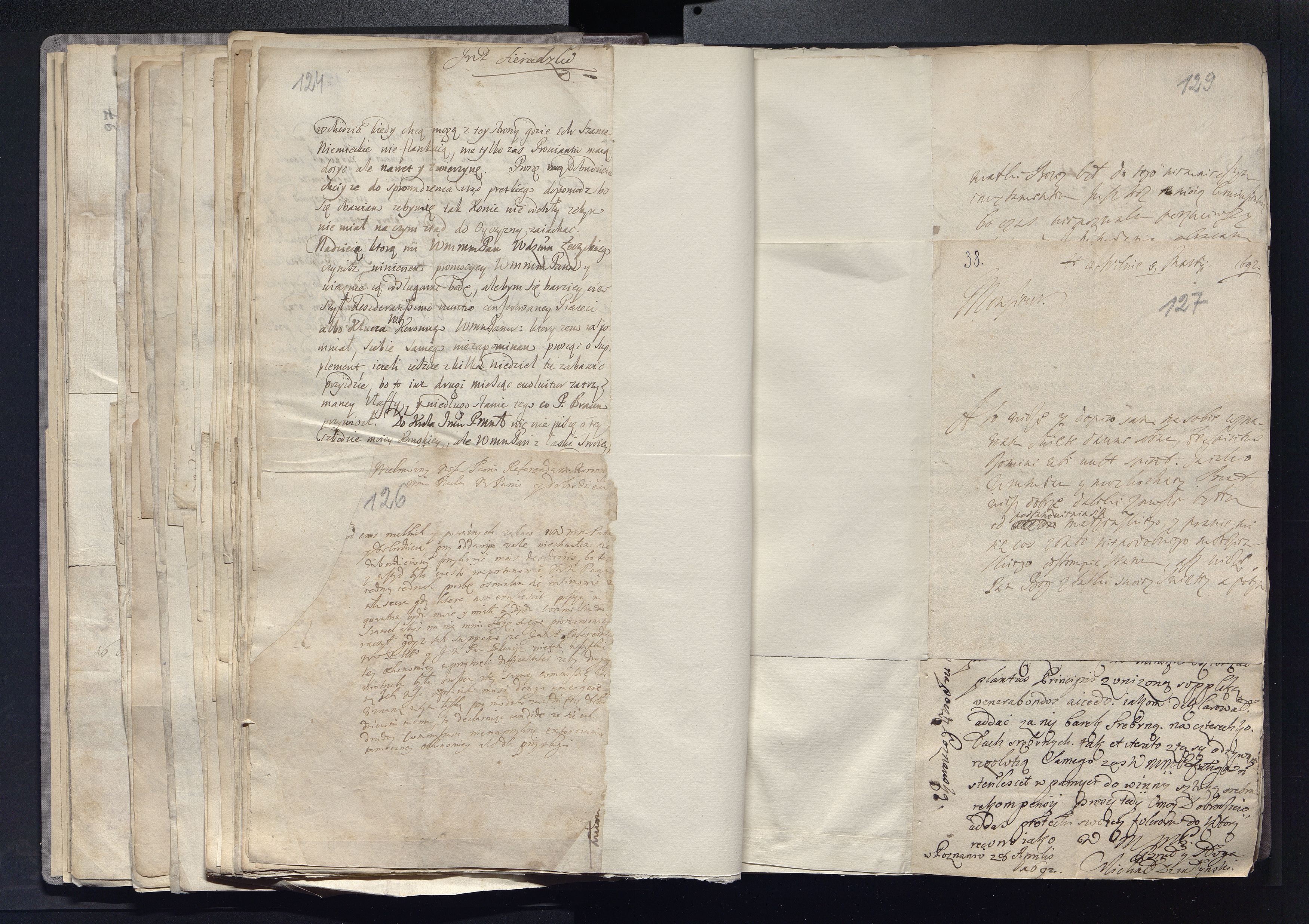 1_335_0_0_163a-22_0063