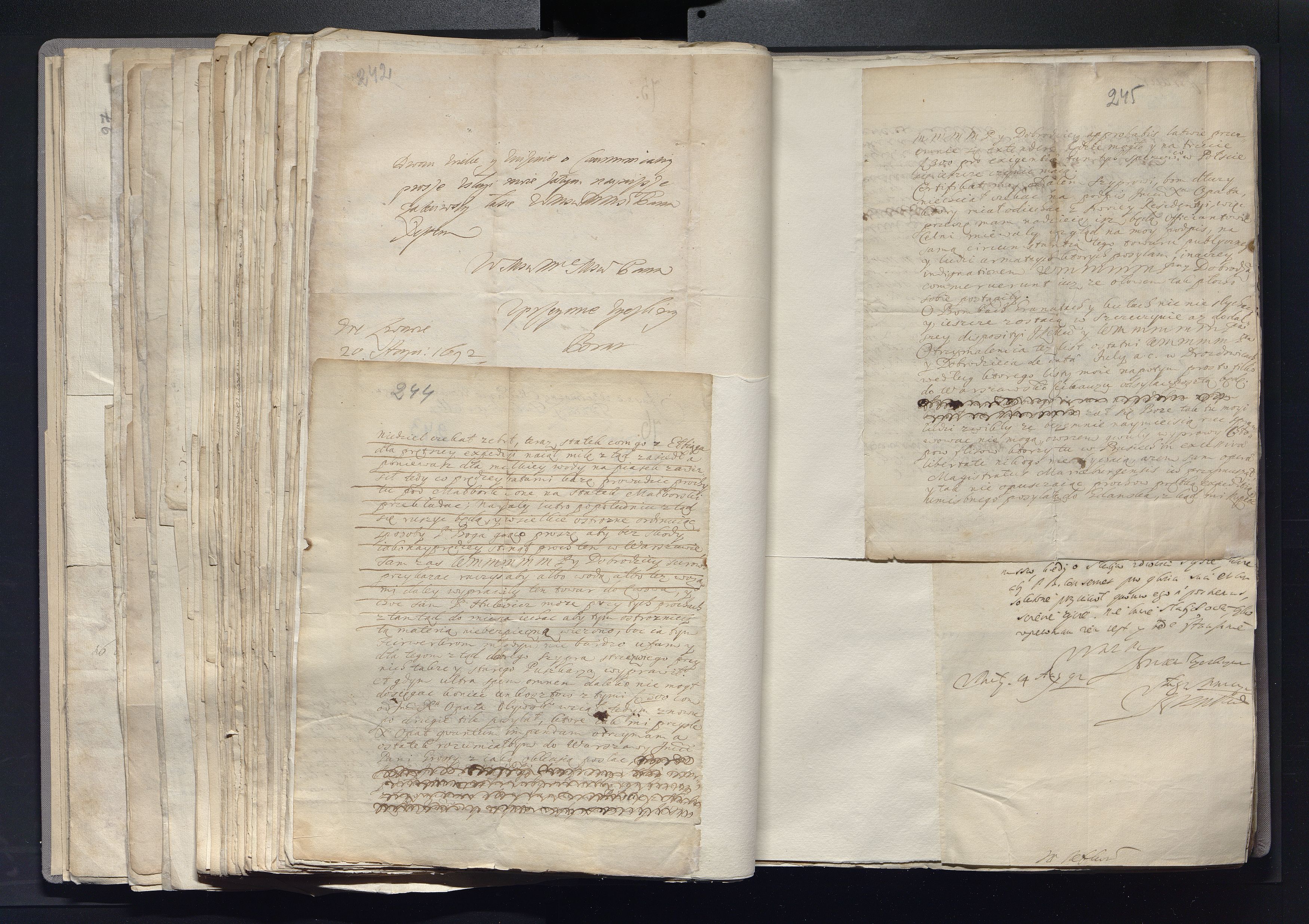 1_335_0_0_163a-22_0122