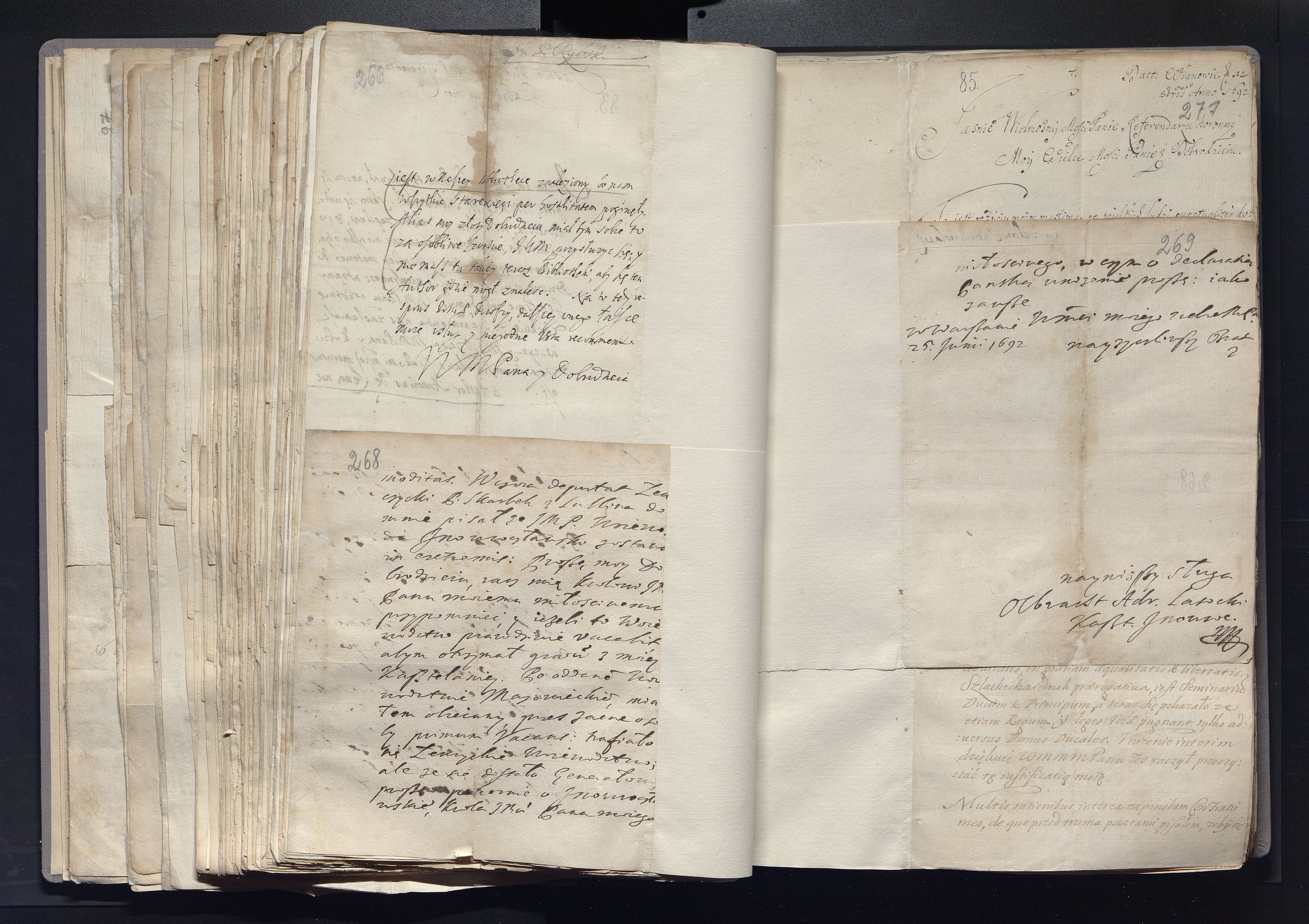 1_335_0_0_163a-22_0134