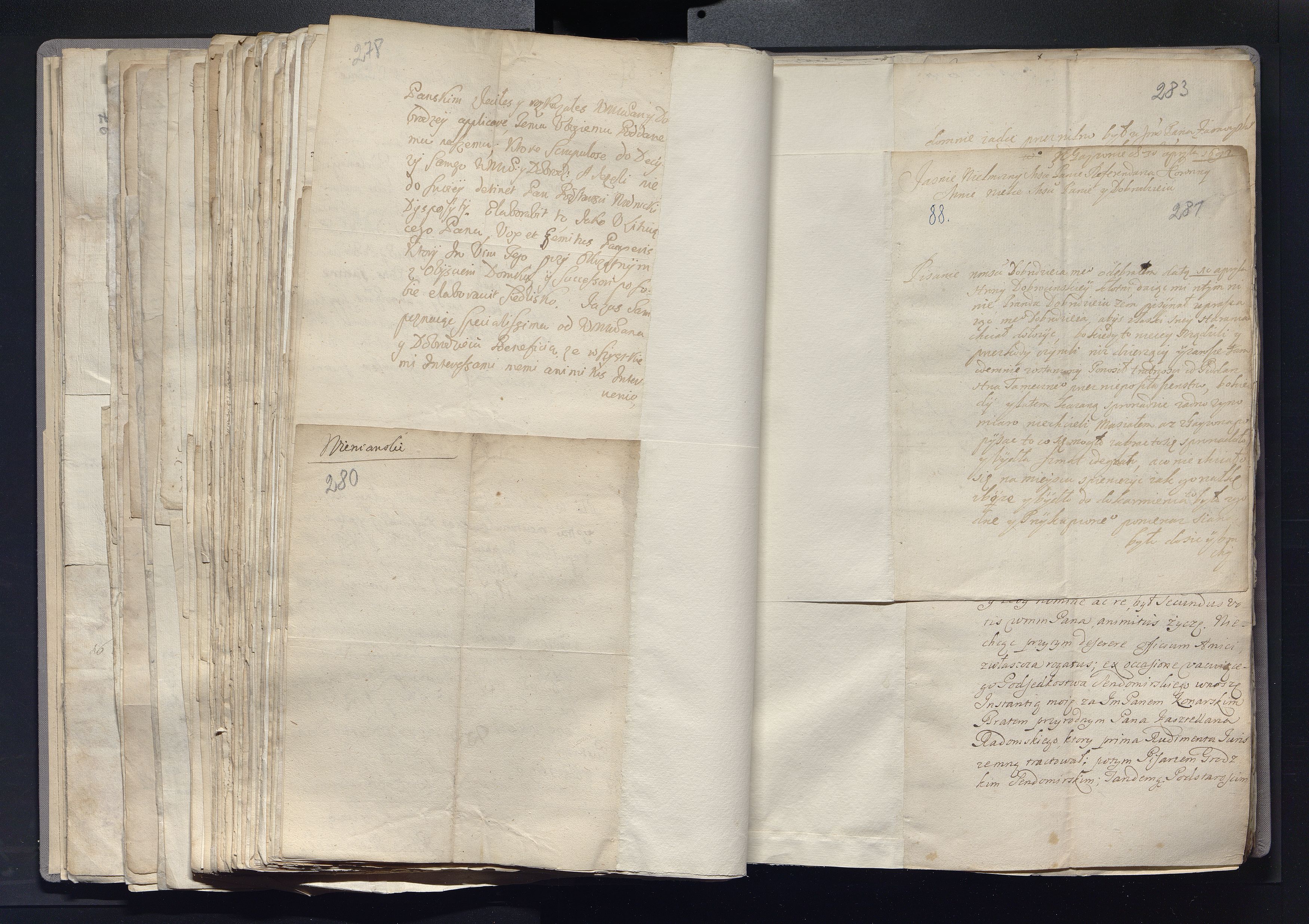 1_335_0_0_163a-22_0140