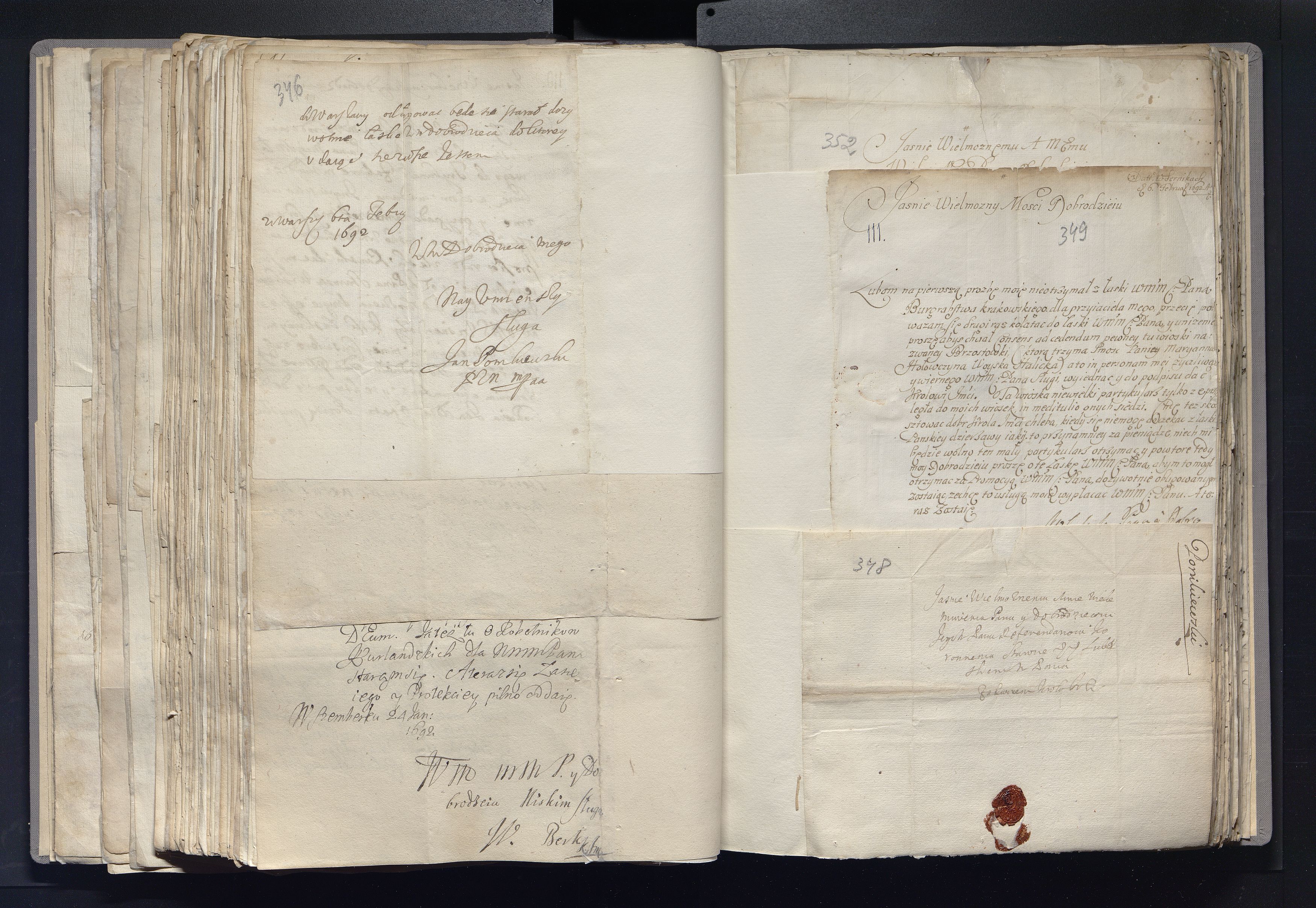 1_335_0_0_163a-22_0174