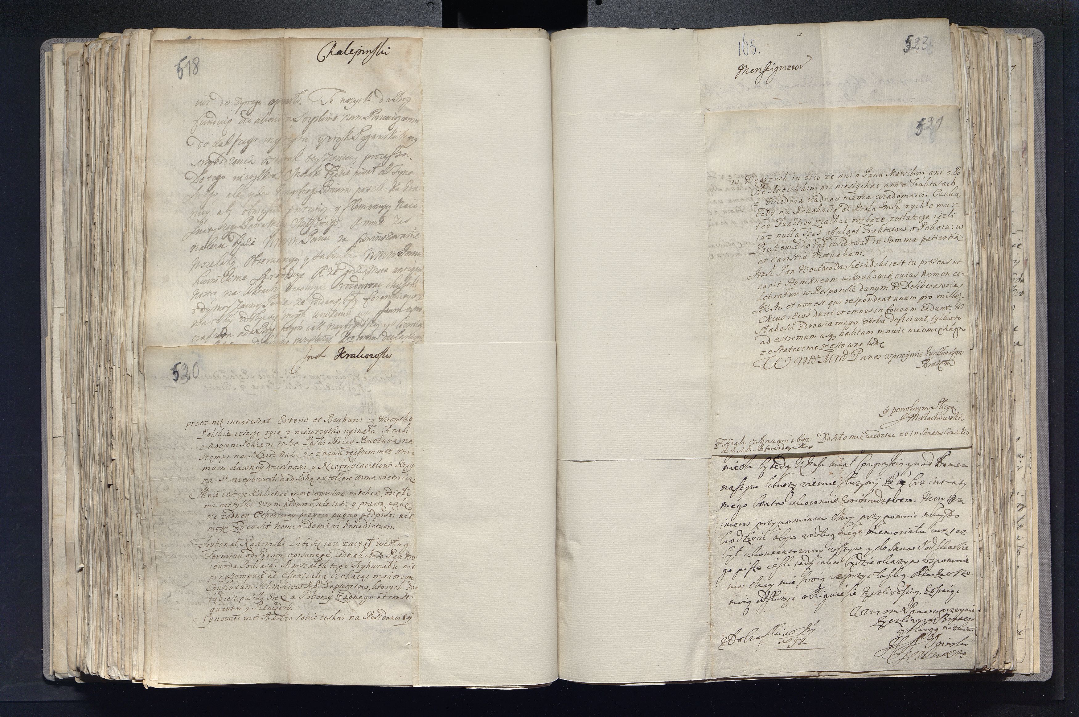 1_335_0_0_163a-22_0261