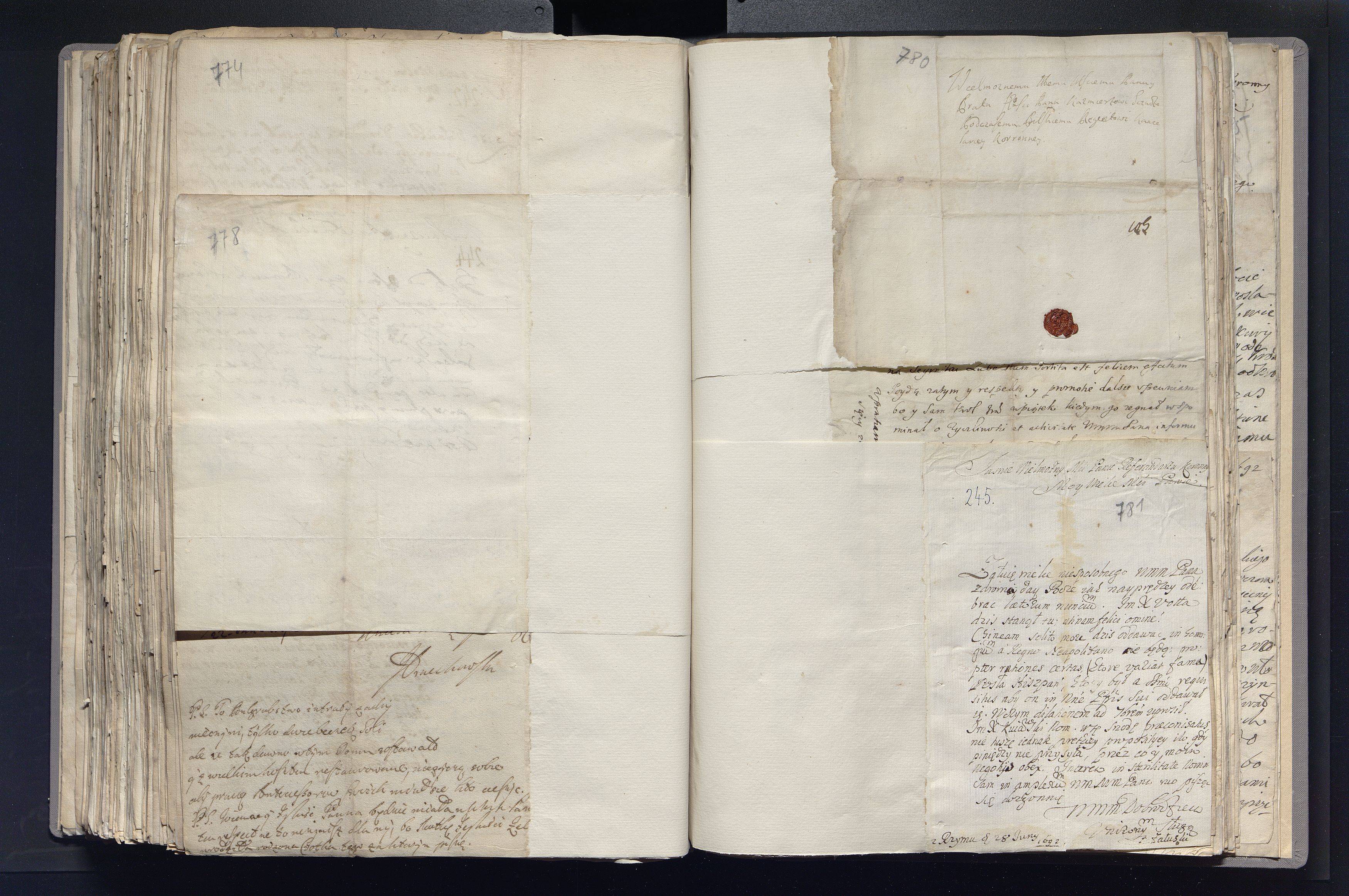 1_335_0_0_163a-22_0390