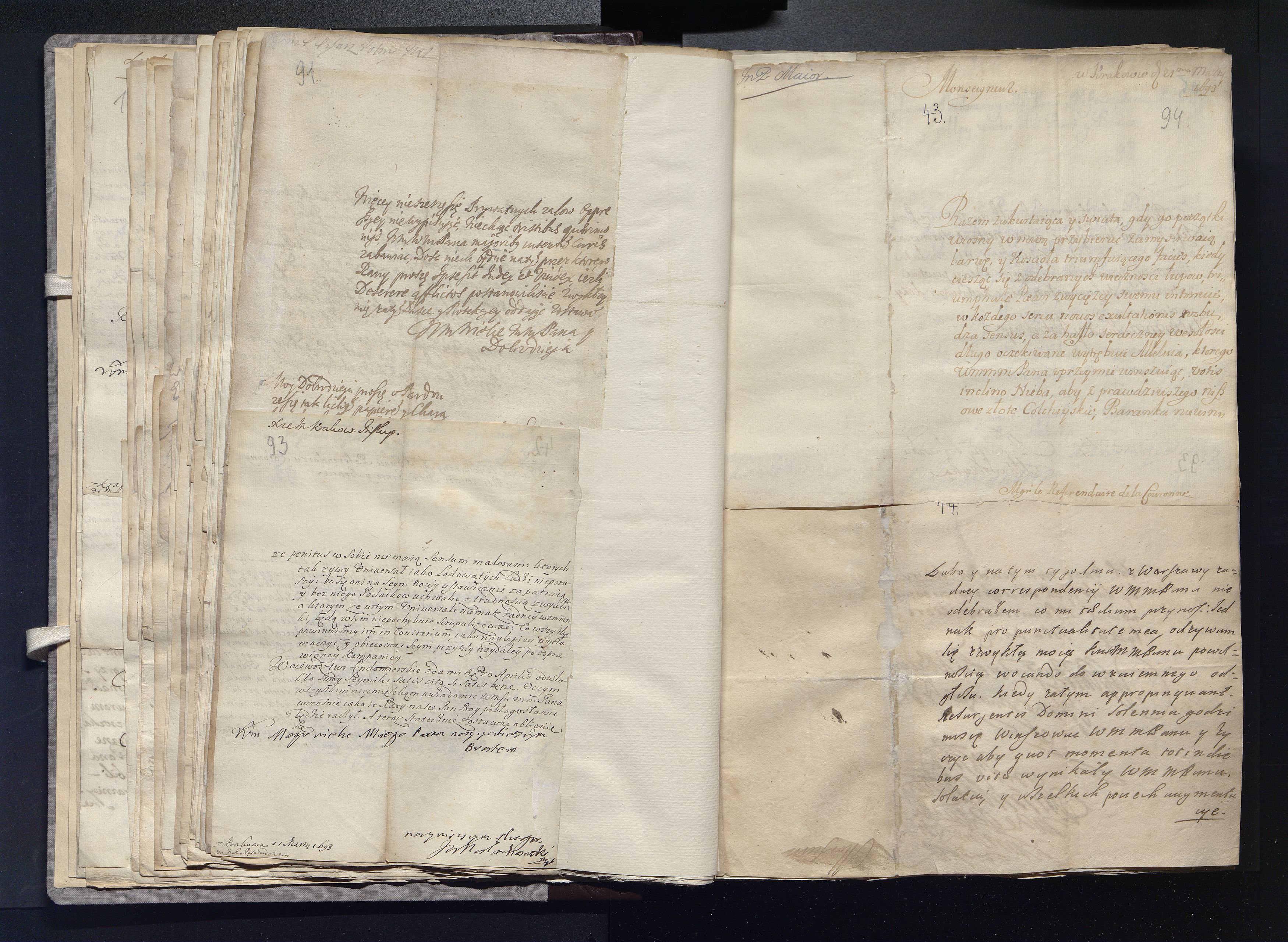 1_335_0_0_163a-24_0056