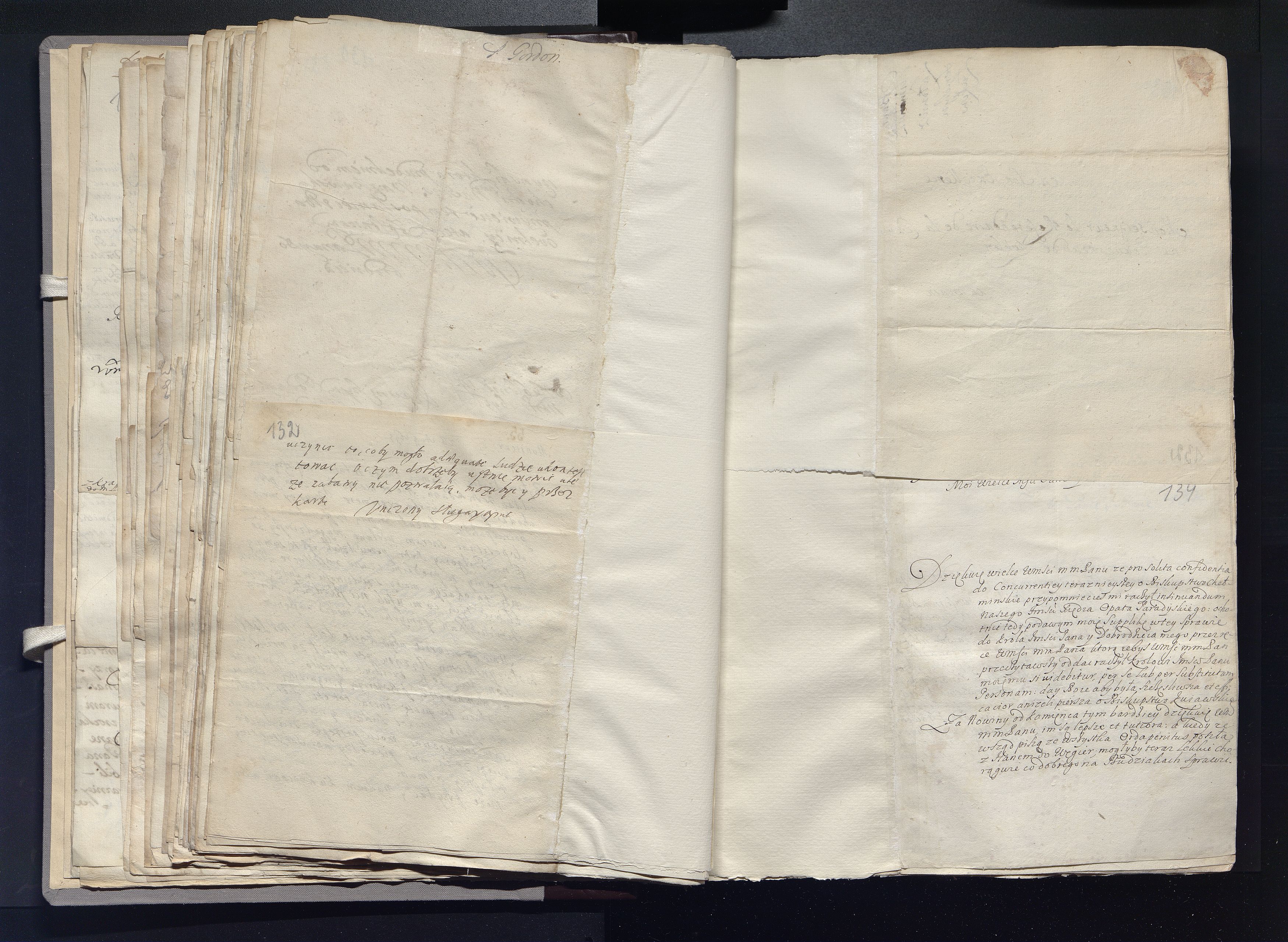 1_335_0_0_163a-24_0079