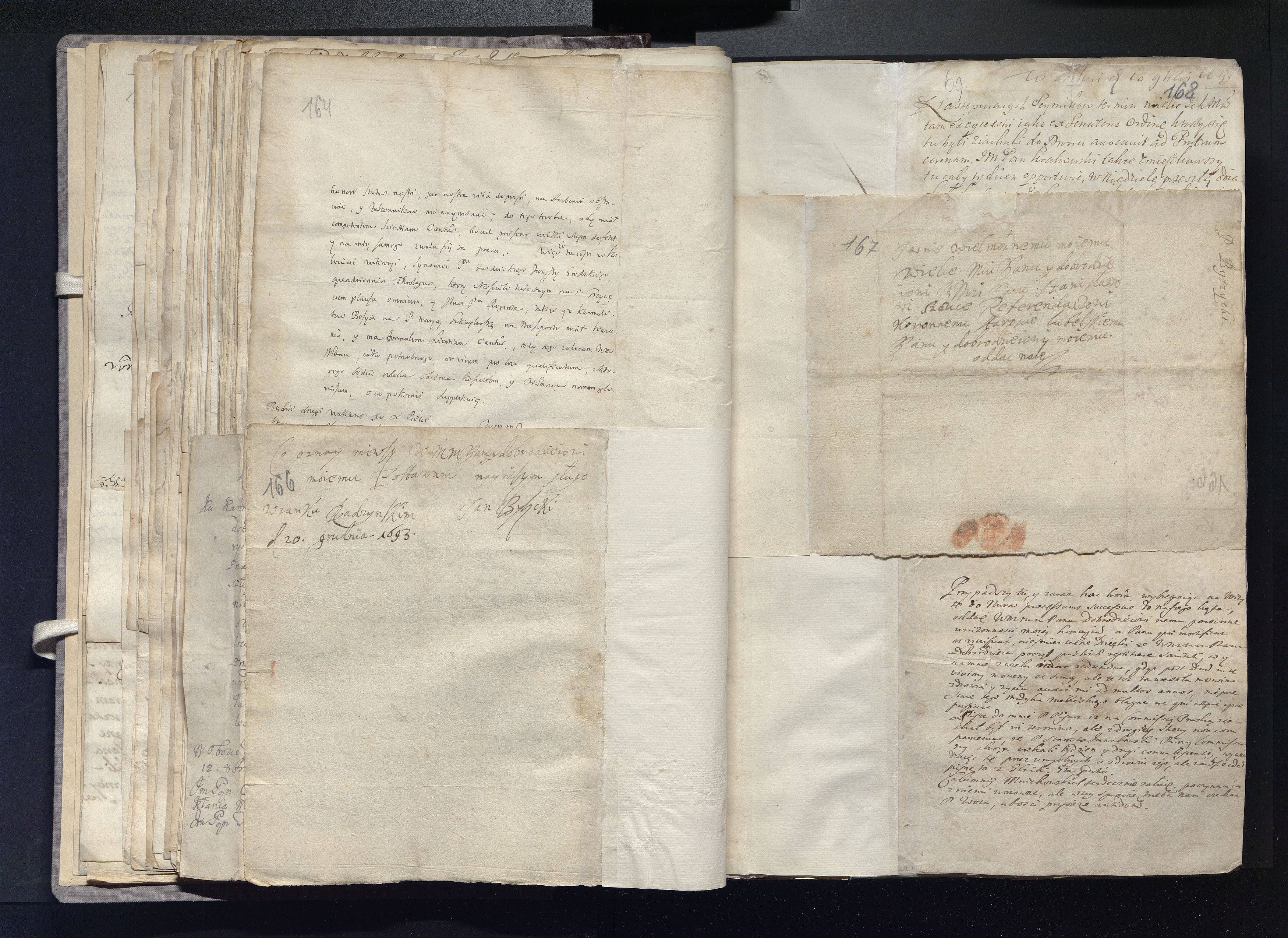 1_335_0_0_163a-24_0099