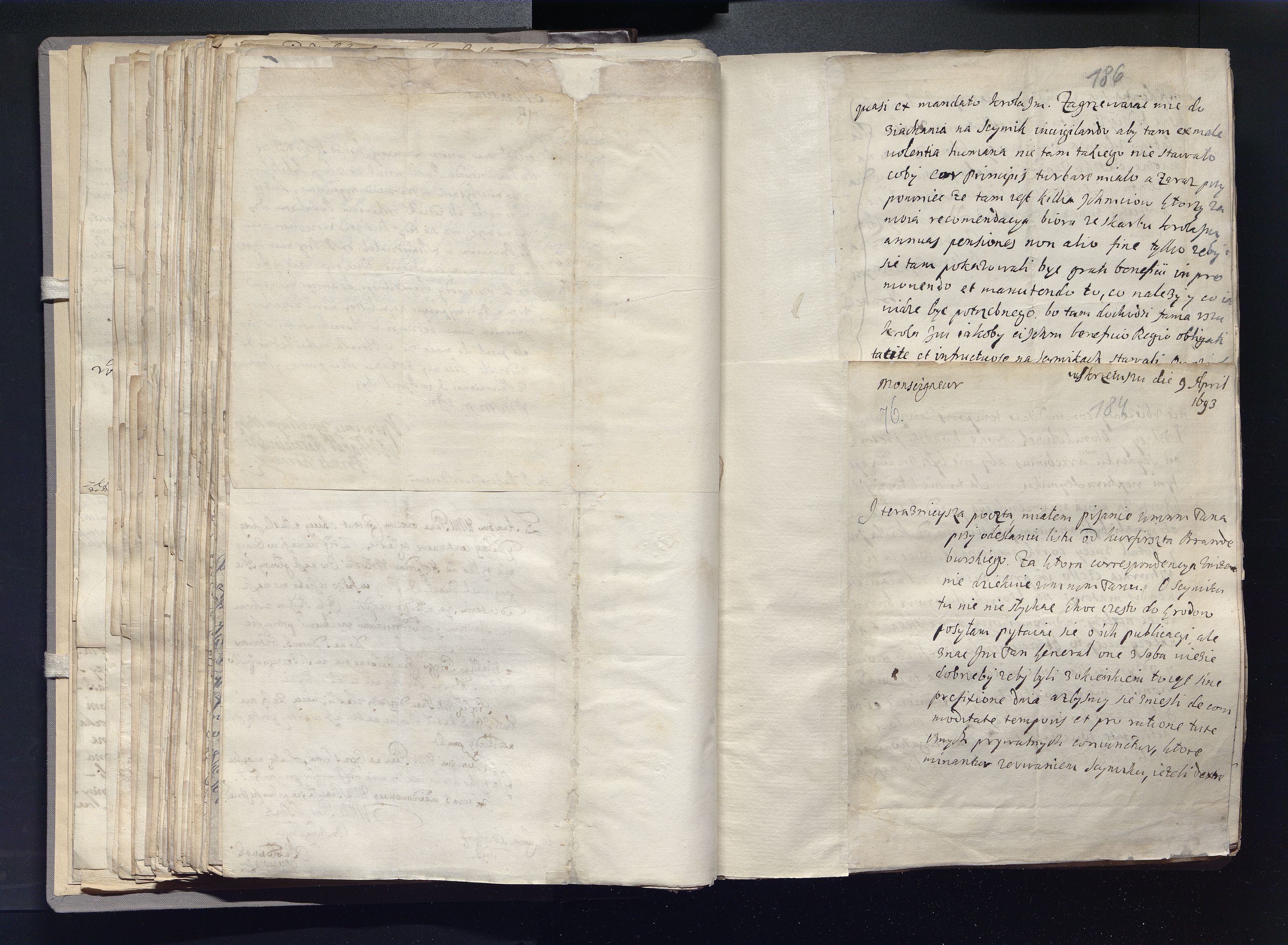 1_335_0_0_163a-24_0111