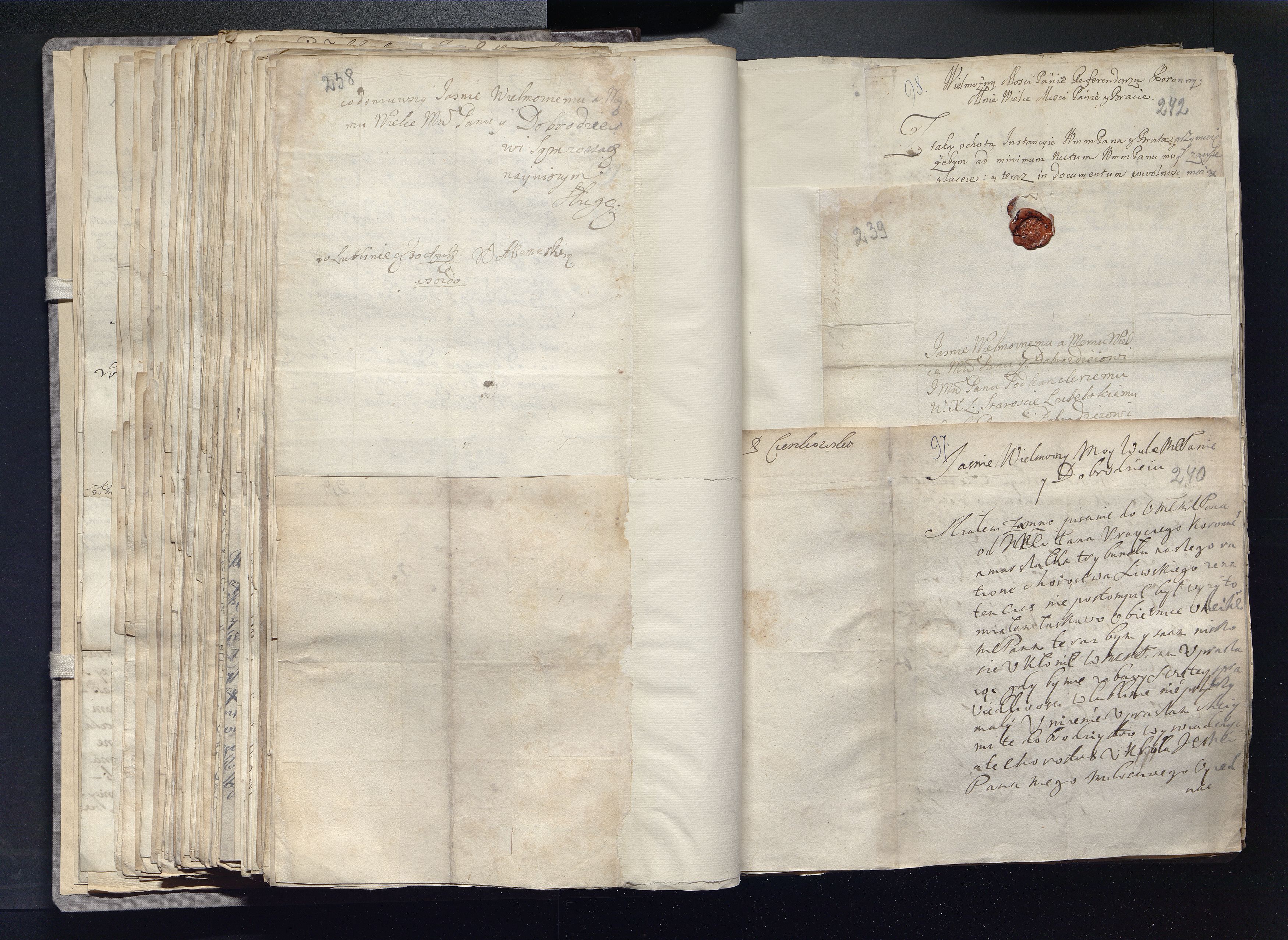 1_335_0_0_163a-24_0144