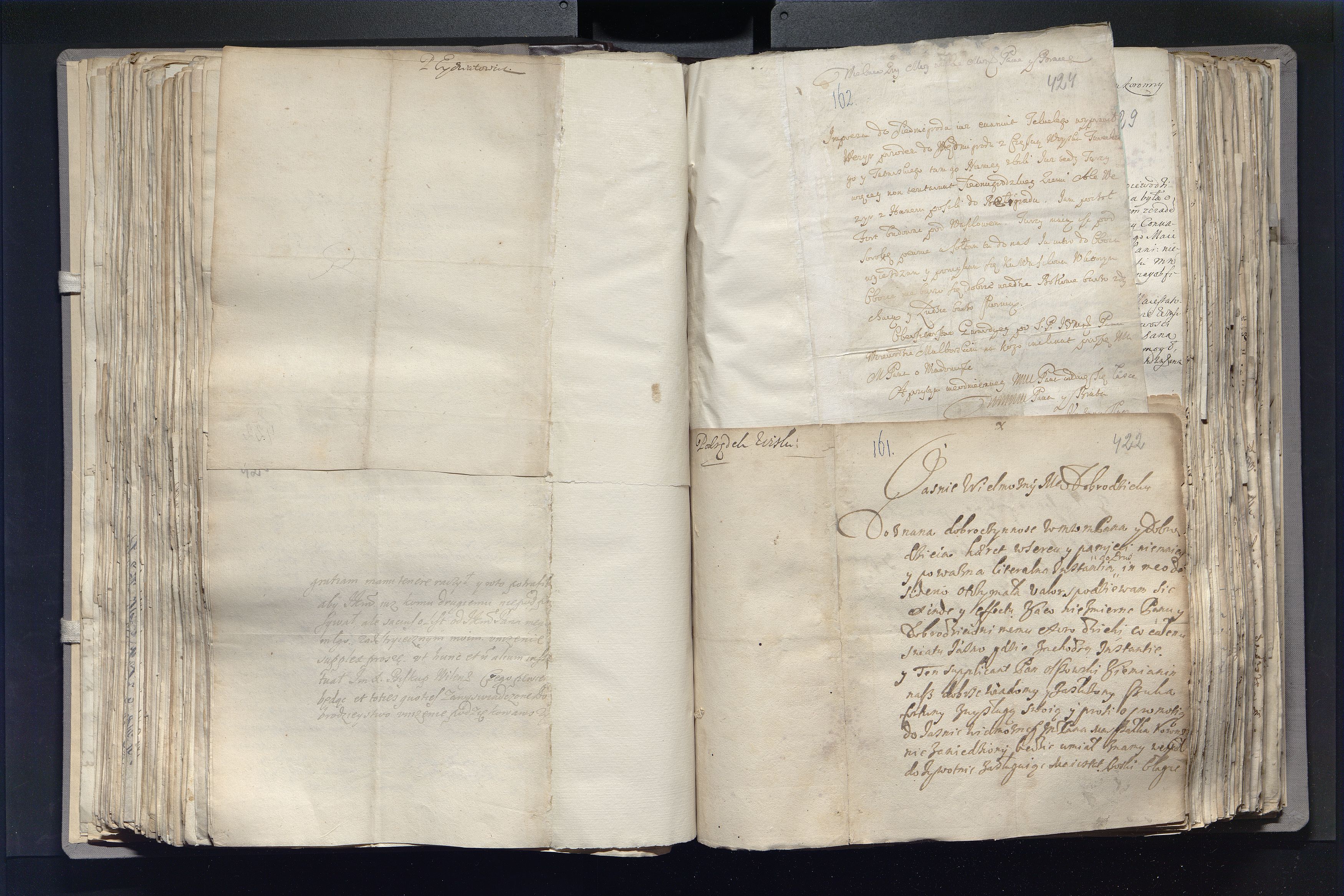 1_335_0_0_163a-24_0260