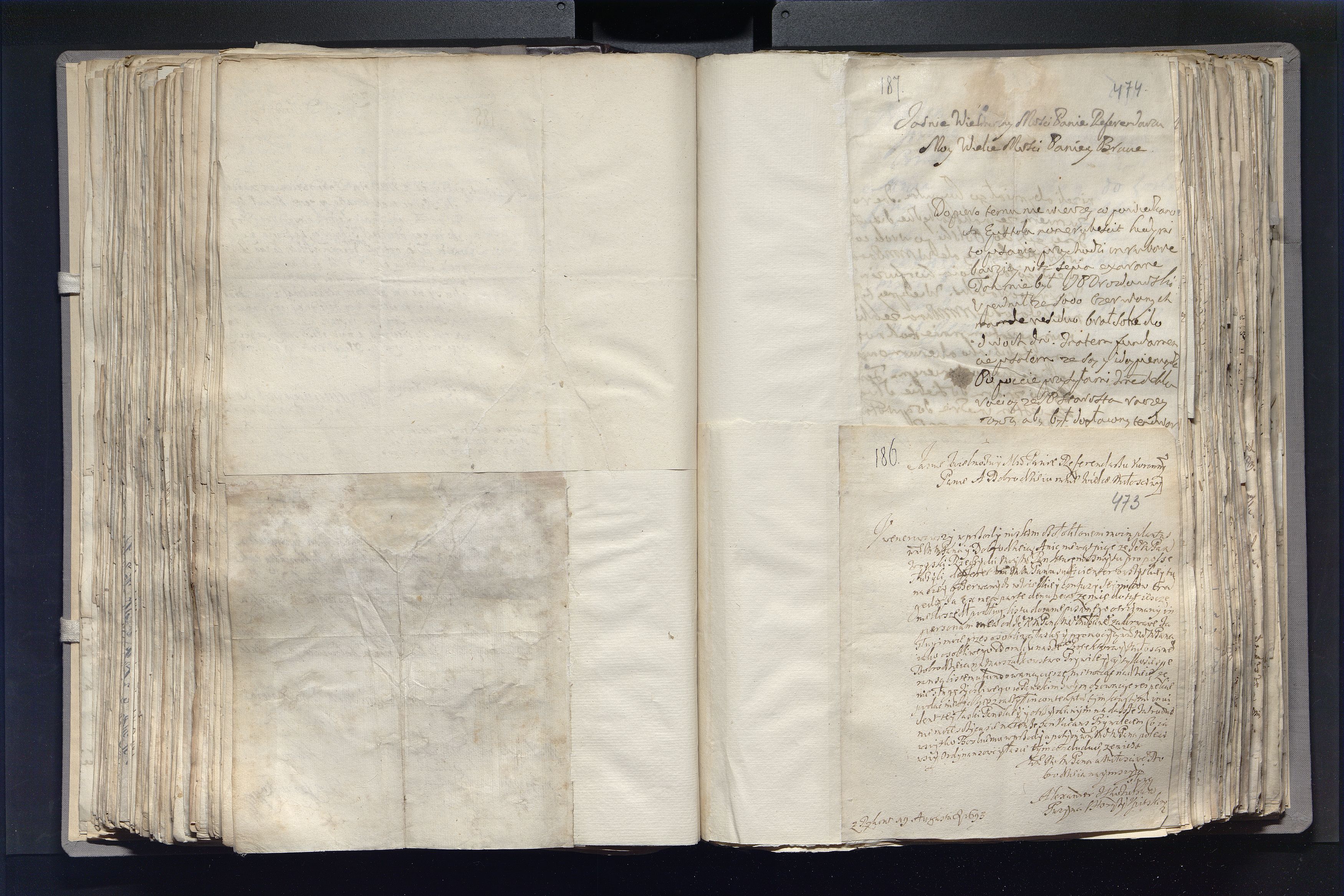 1_335_0_0_163a-24_0293