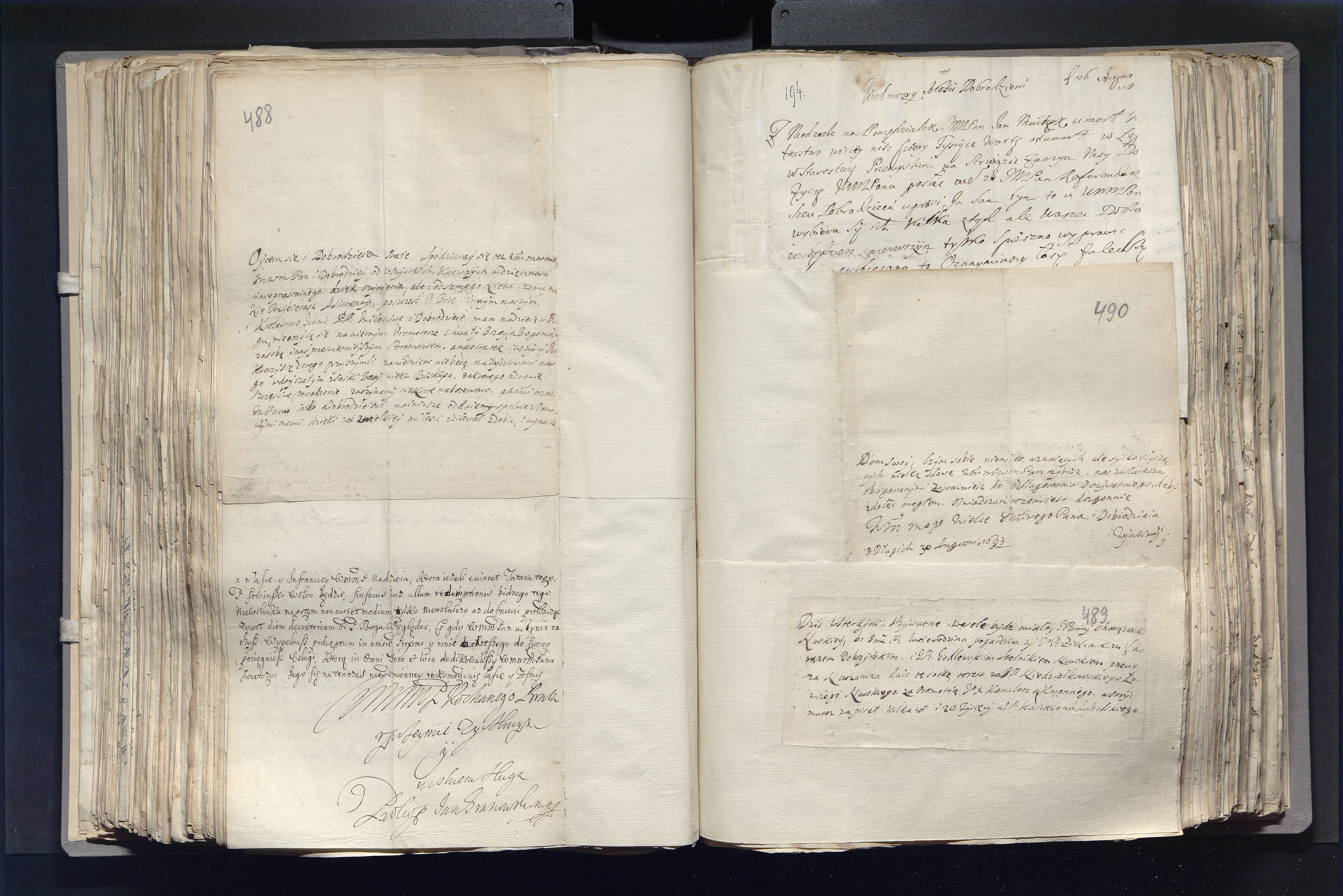 1_335_0_0_163a-24_0303