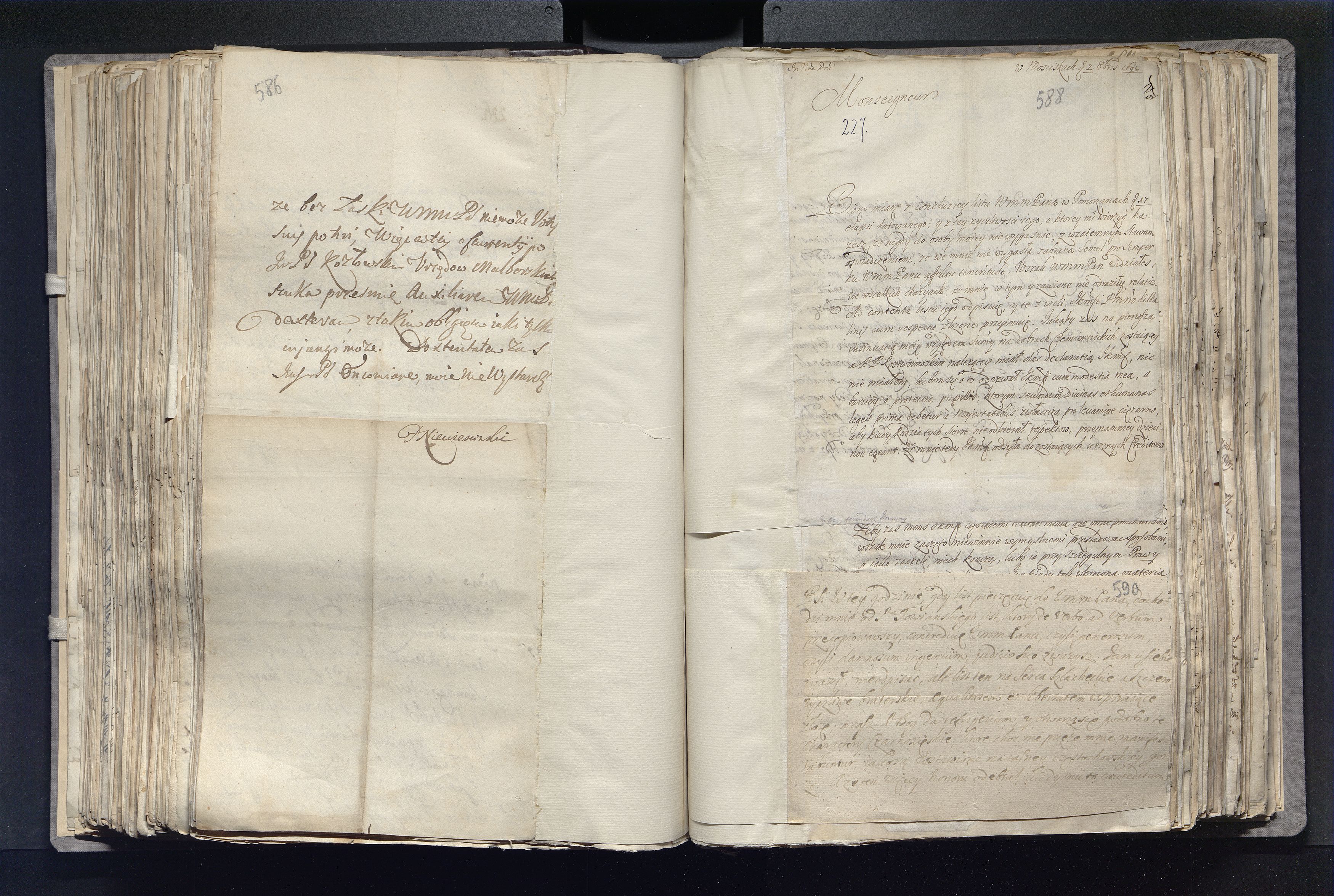 1_335_0_0_163a-24_0365