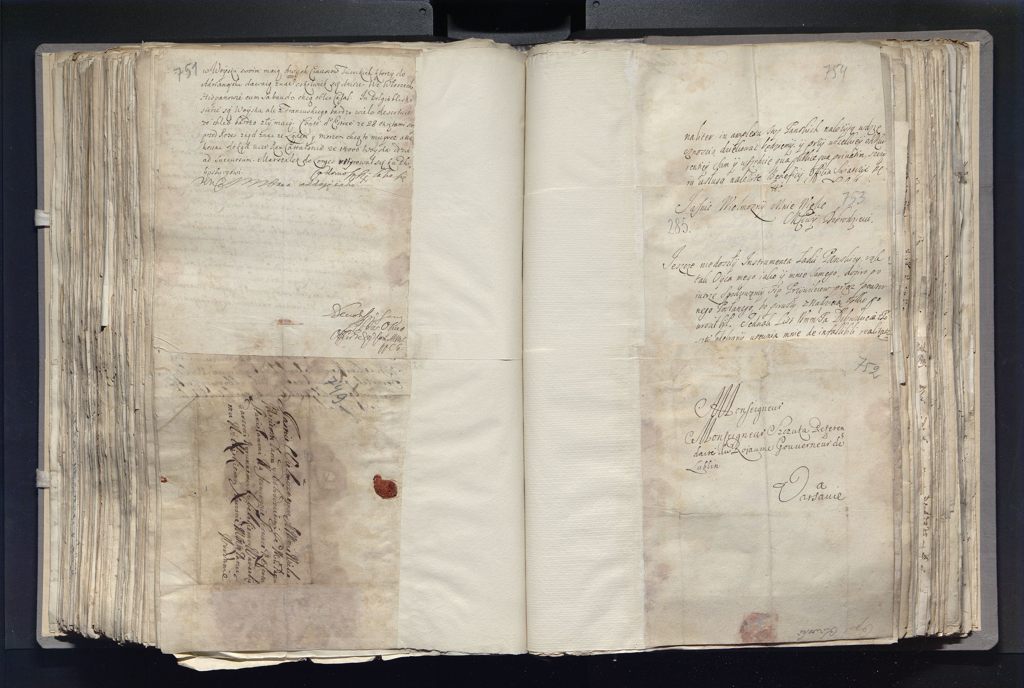 1_335_0_0_163a-24_0459