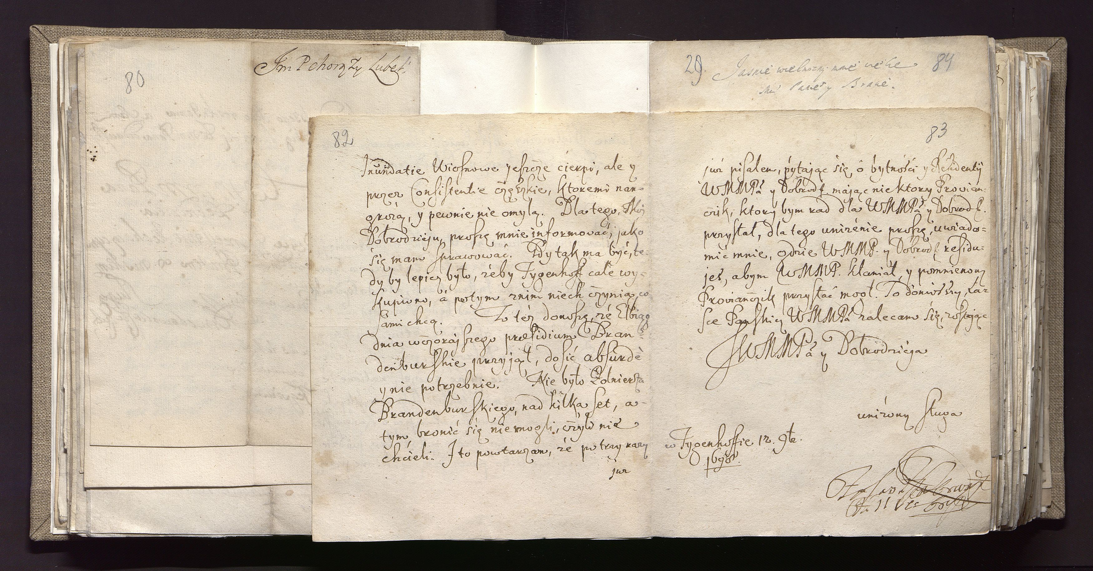 1_335_0_0_163a-26_0057