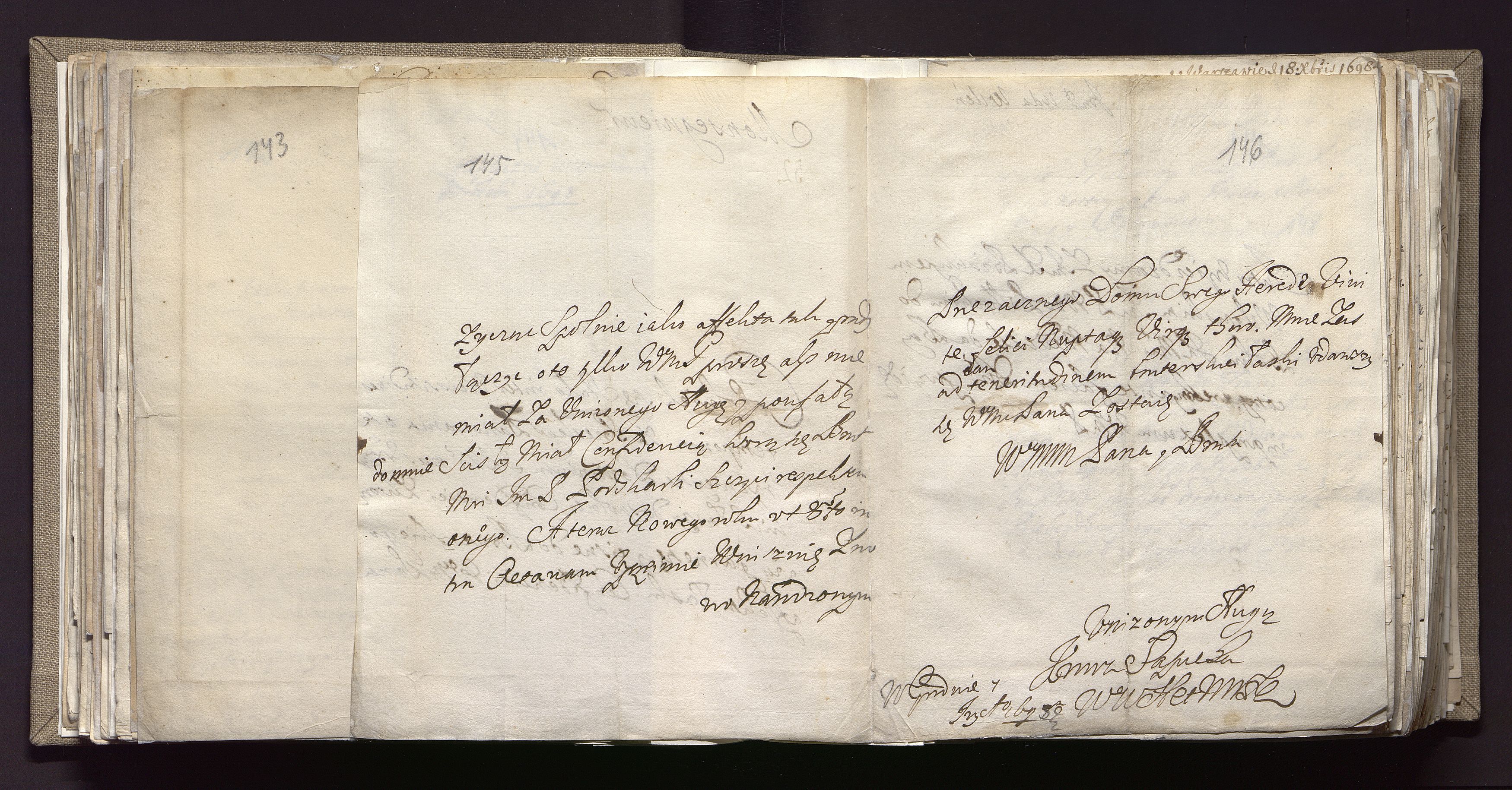 1_335_0_0_163a-26_0098