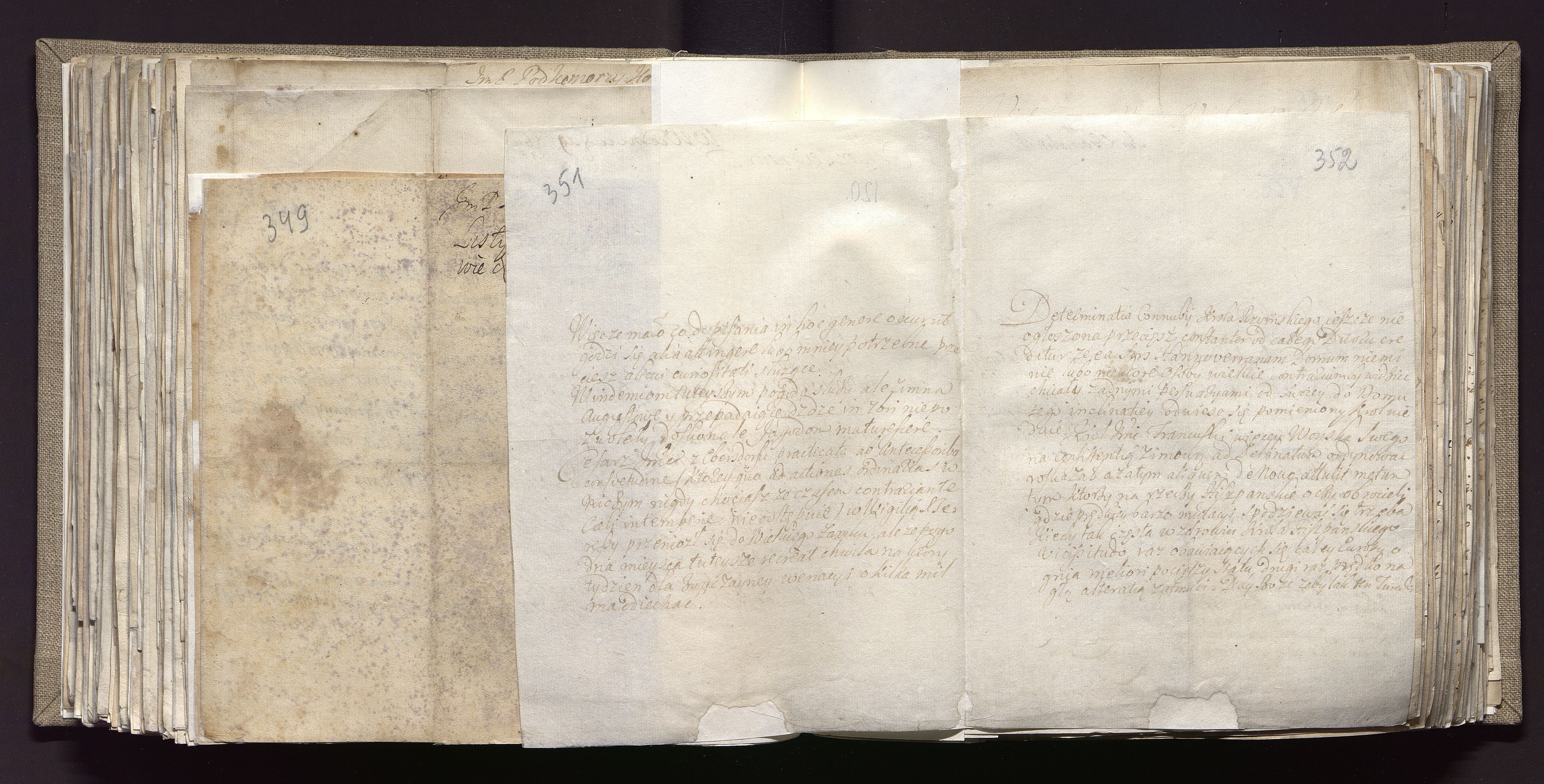 1_335_0_0_163a-26_0230