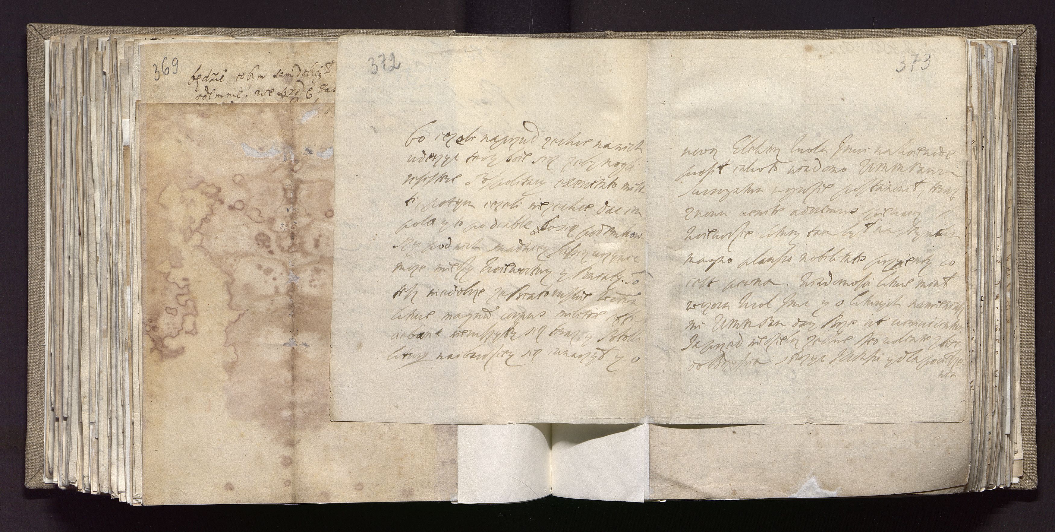 1_335_0_0_163a-26_0243