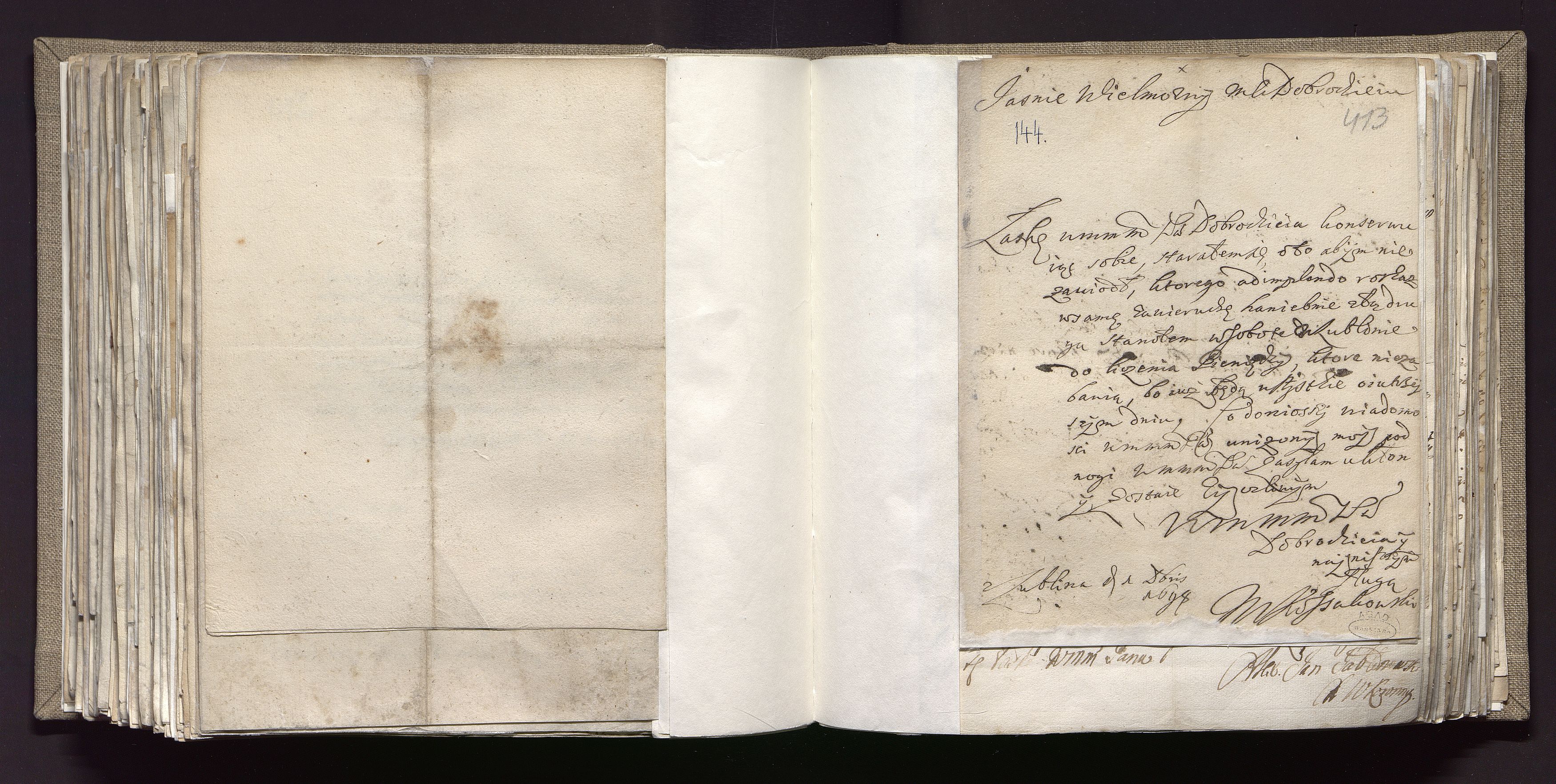 1_335_0_0_163a-26_0270