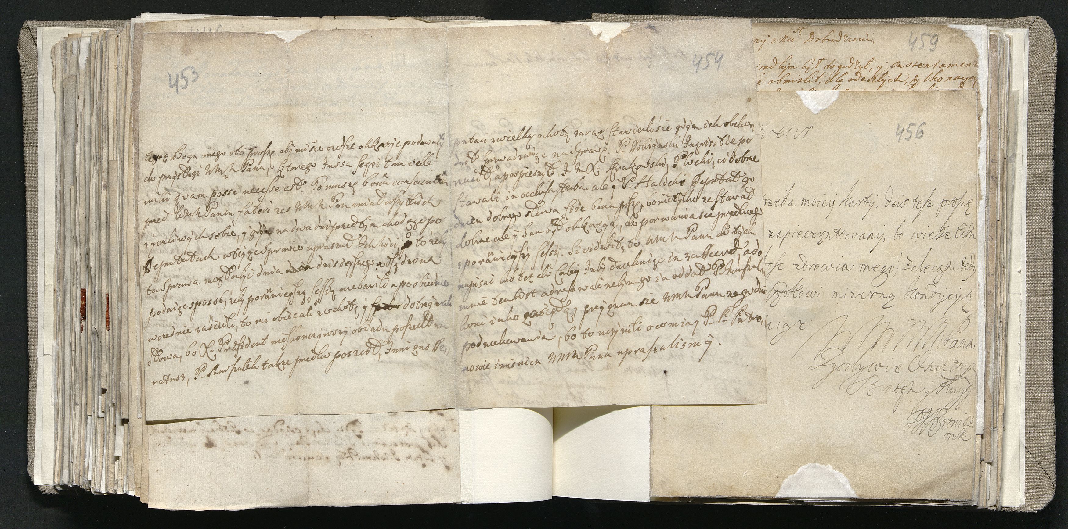 1_335_0_0_163a-27_0284