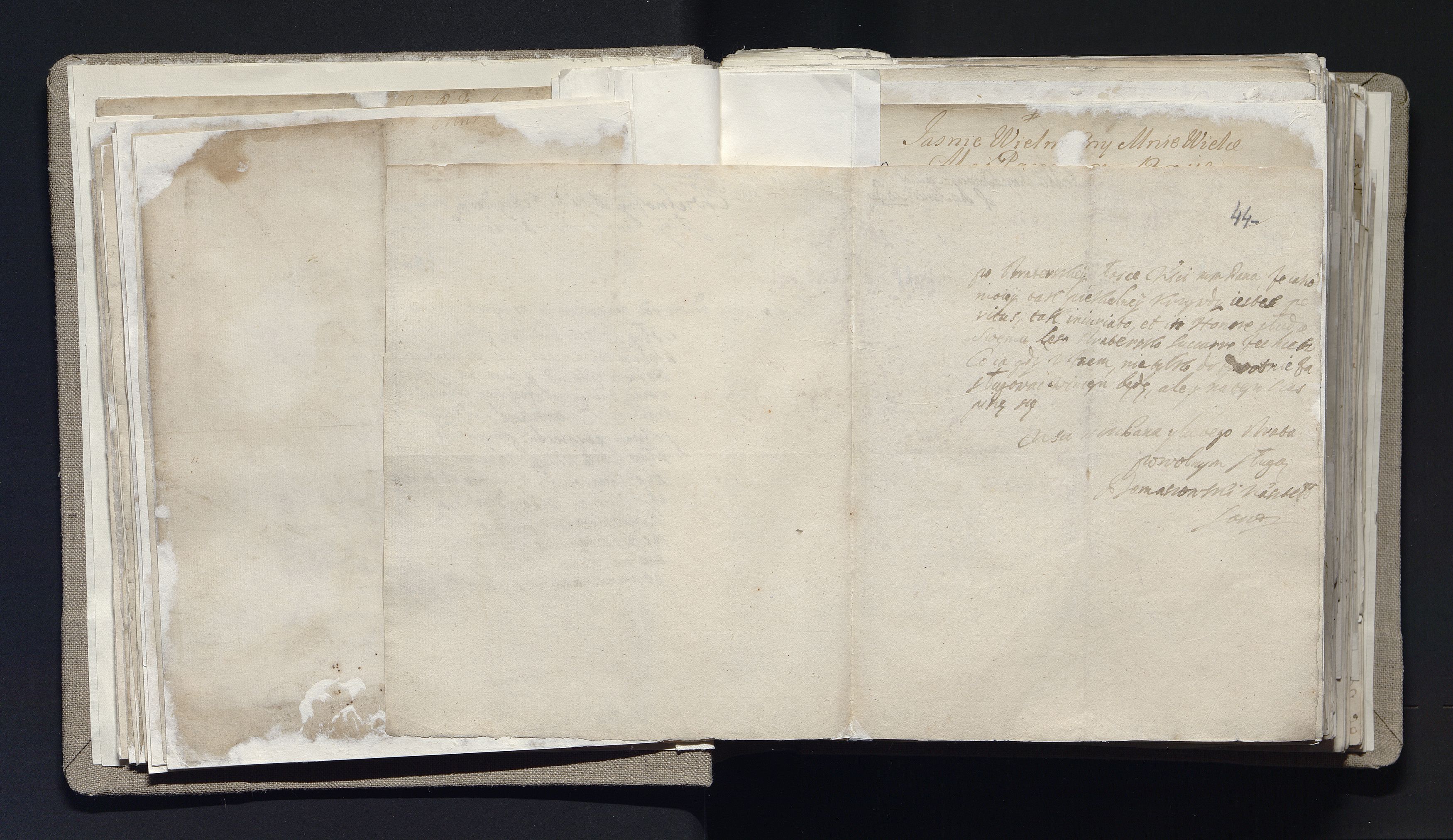 1_335_0_0_163a-28_0032