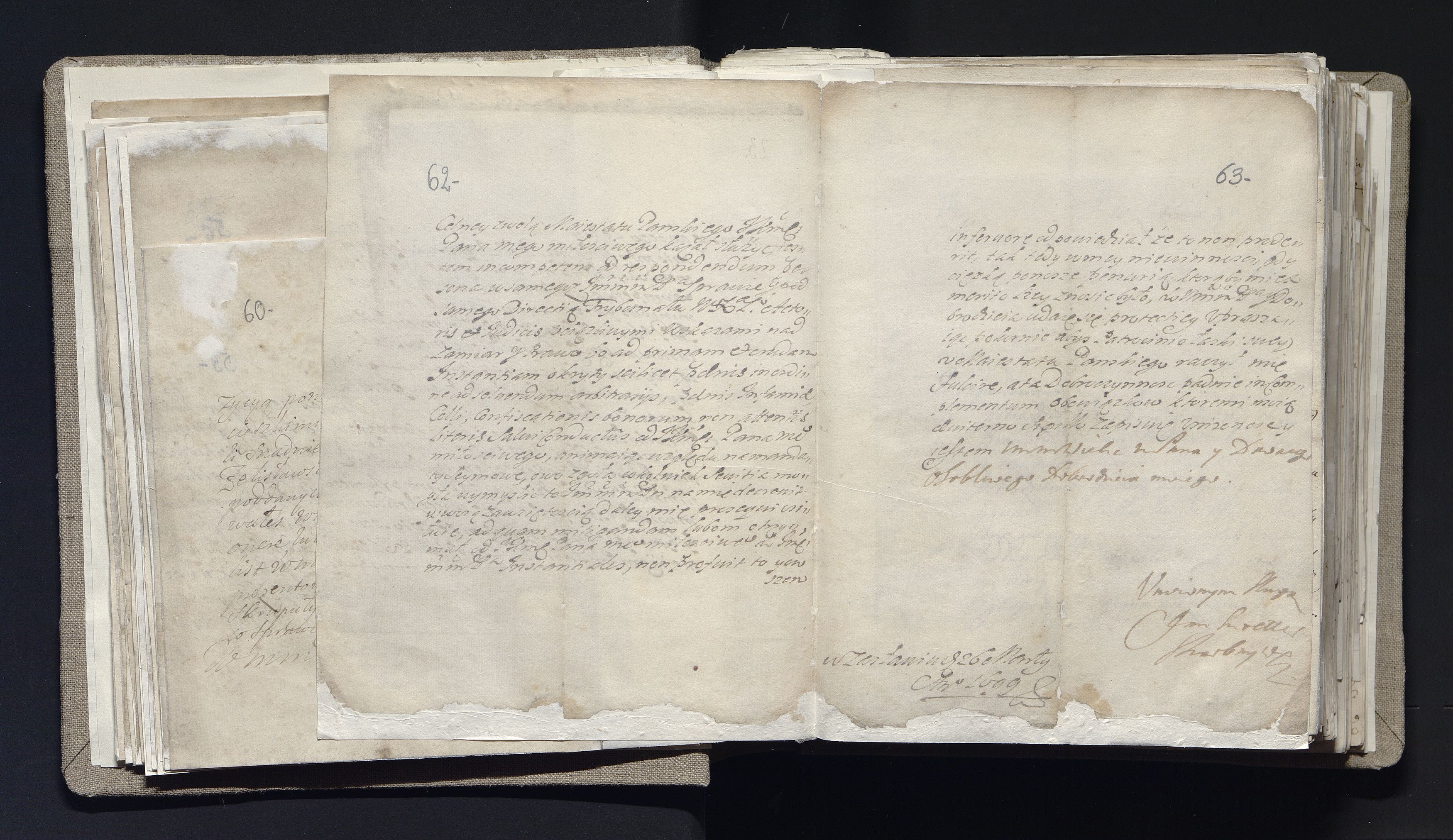 1_335_0_0_163a-28_0044