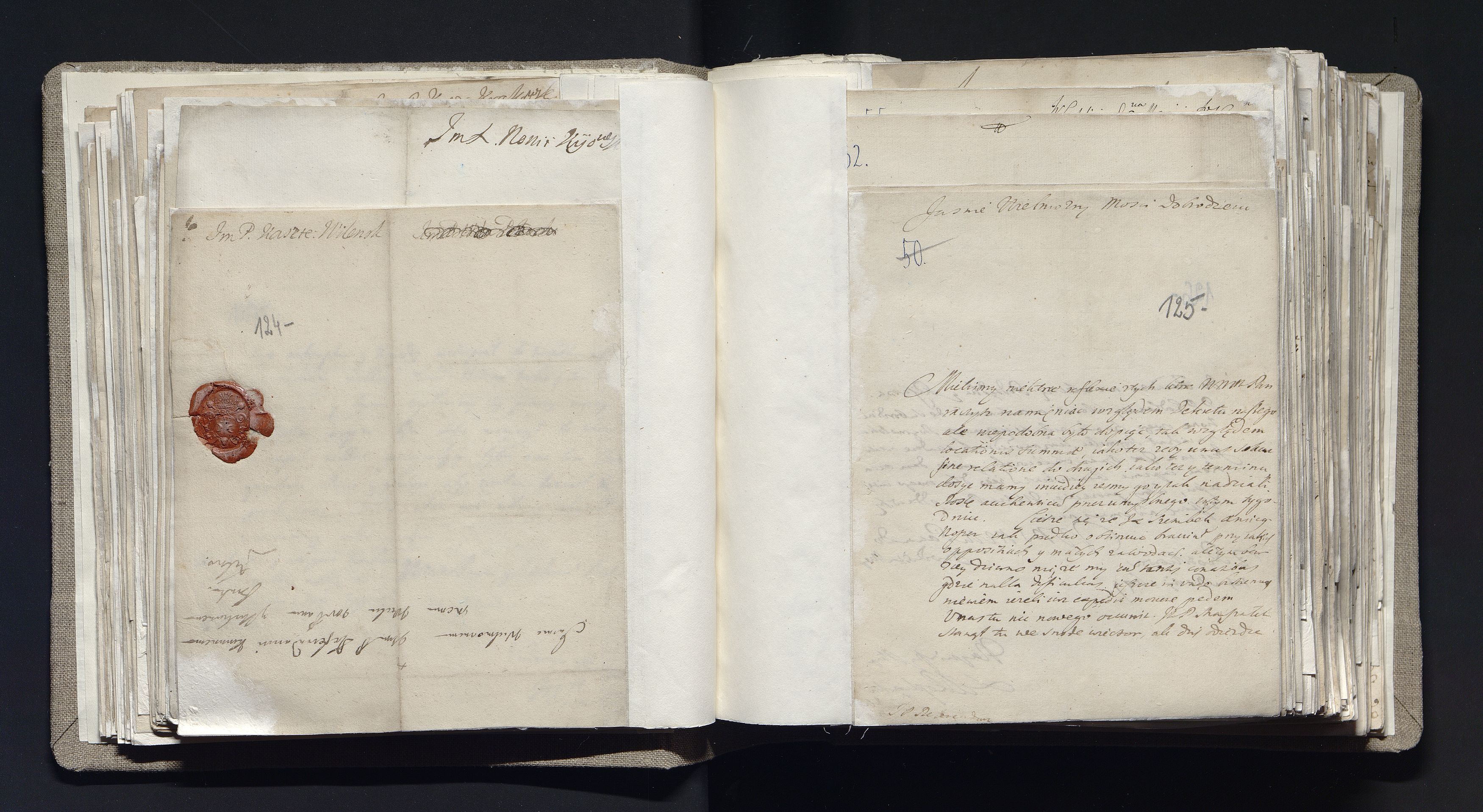 1_335_0_0_163a-28_0088