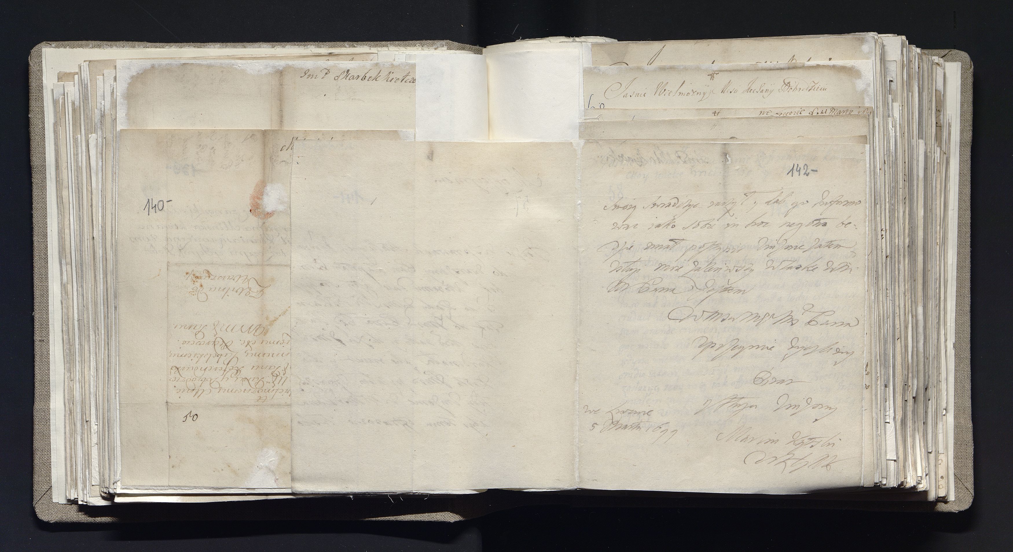 1_335_0_0_163a-28_0102