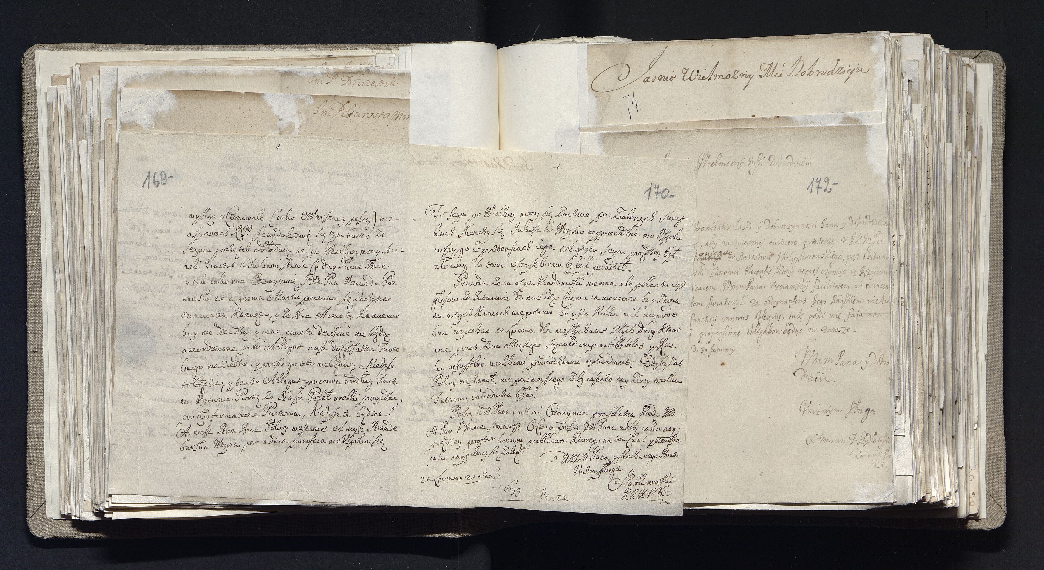 1_335_0_0_163a-28_0124