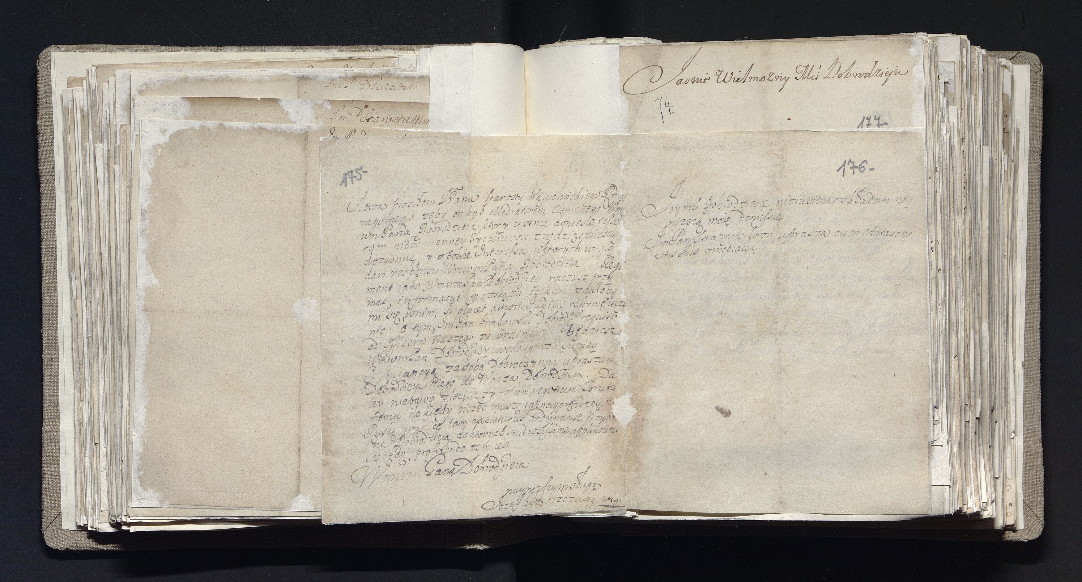 1_335_0_0_163a-28_0128