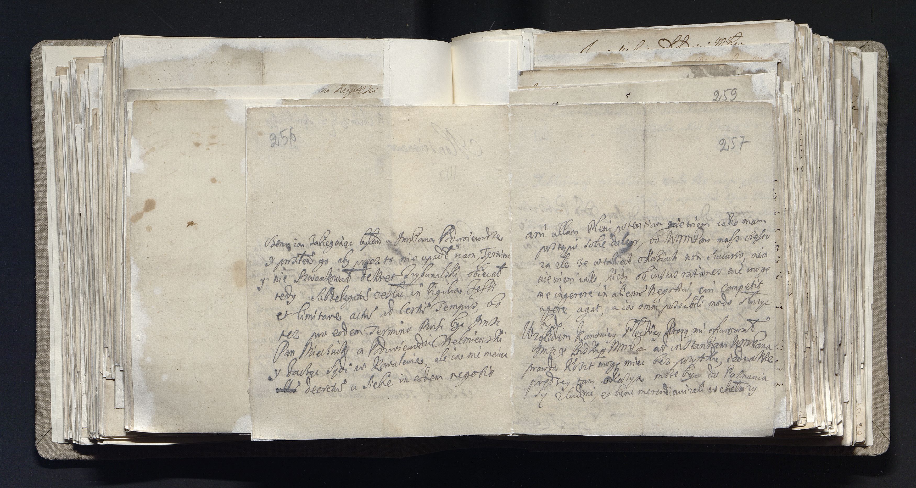 1_335_0_0_163a-28_0186